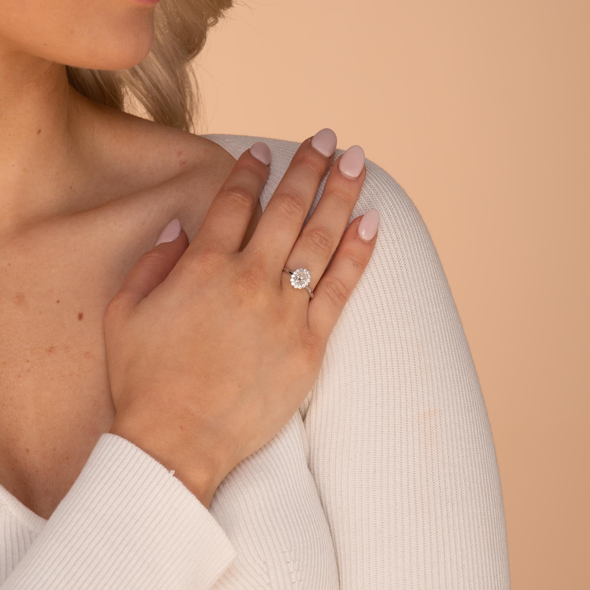 1.0 ct Oval Moissanite Diamond Ring - Camile & Stone