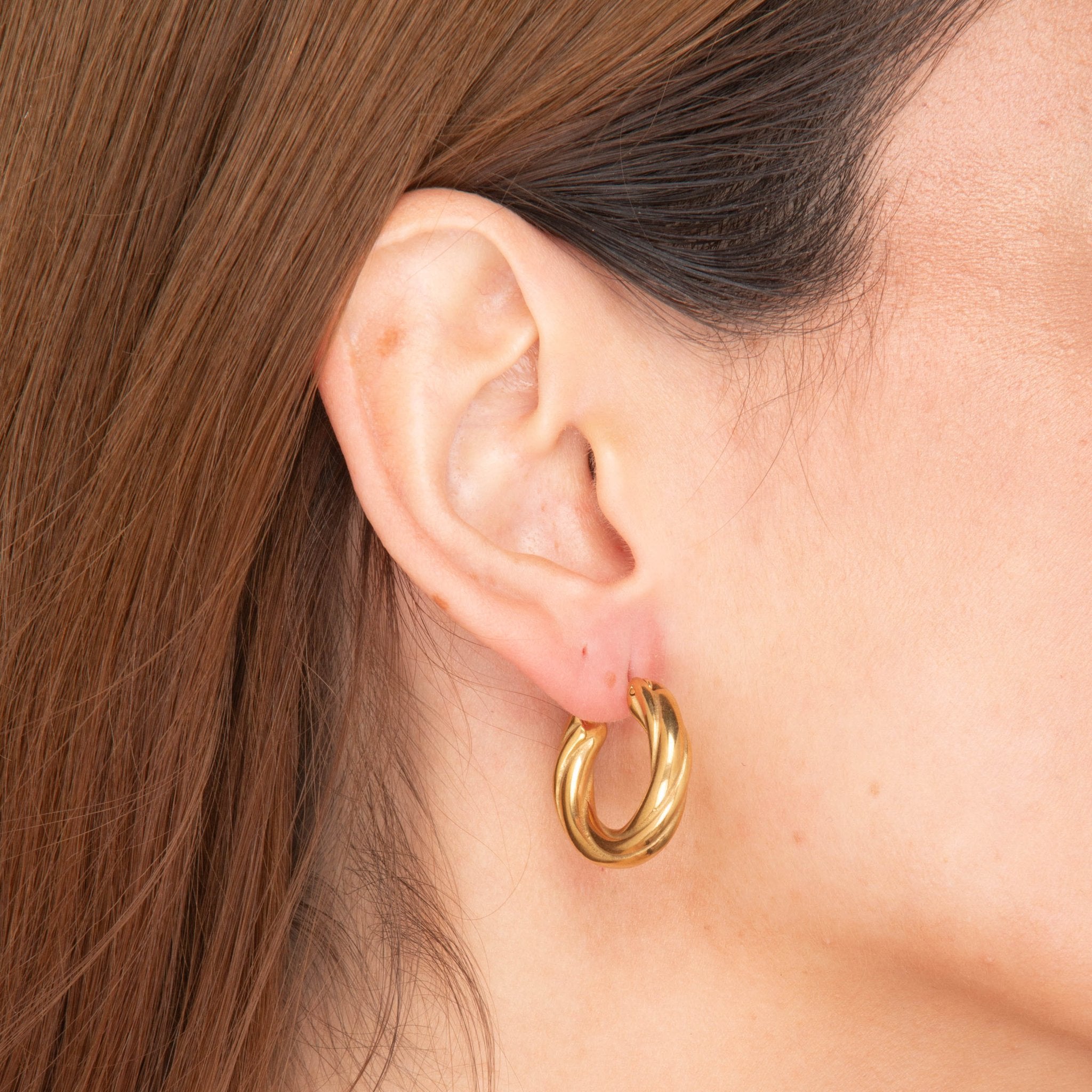 Amalia Twist Hoop Earrings - Camile & Stone