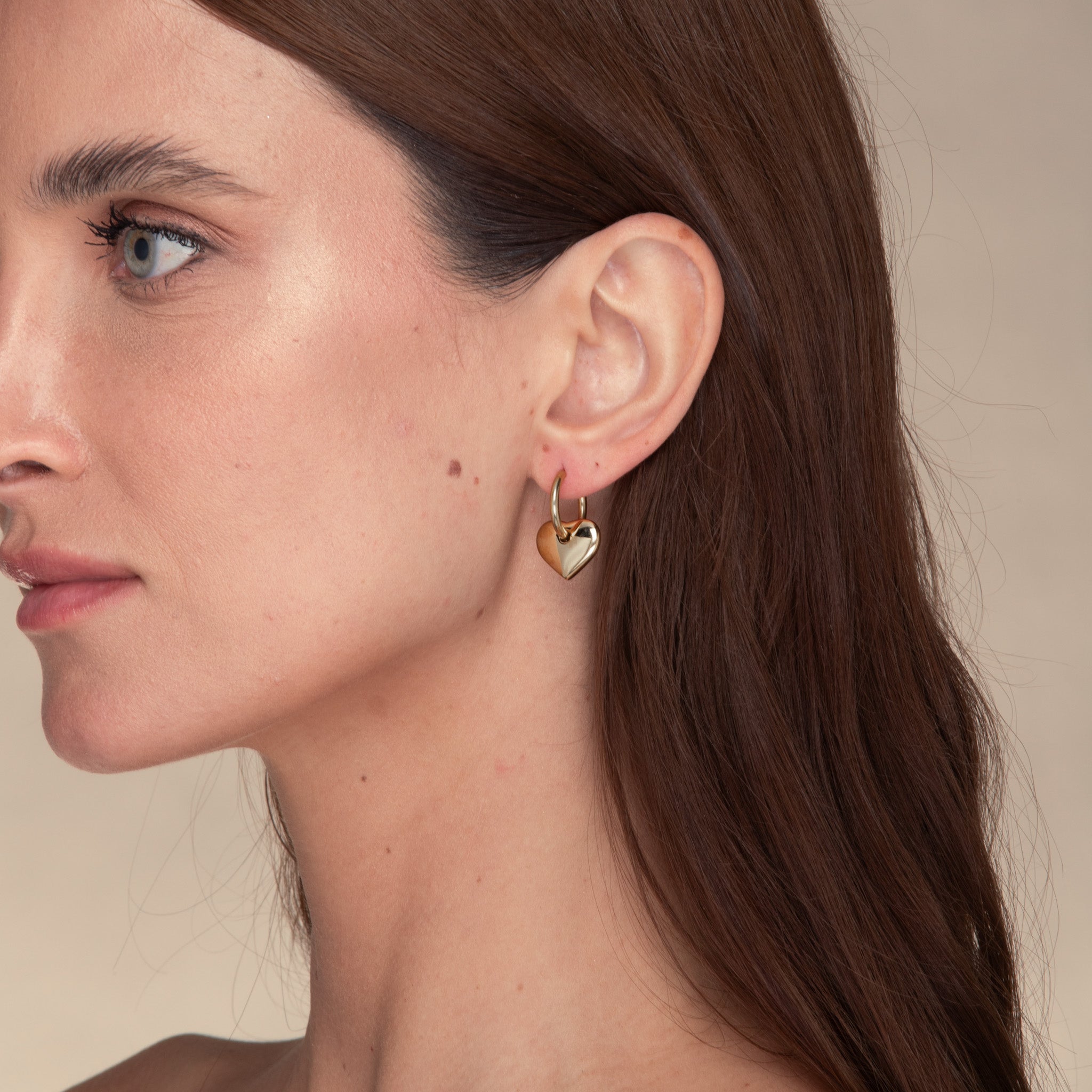 Avery Heart Hoop Earrings - Camile & Stone