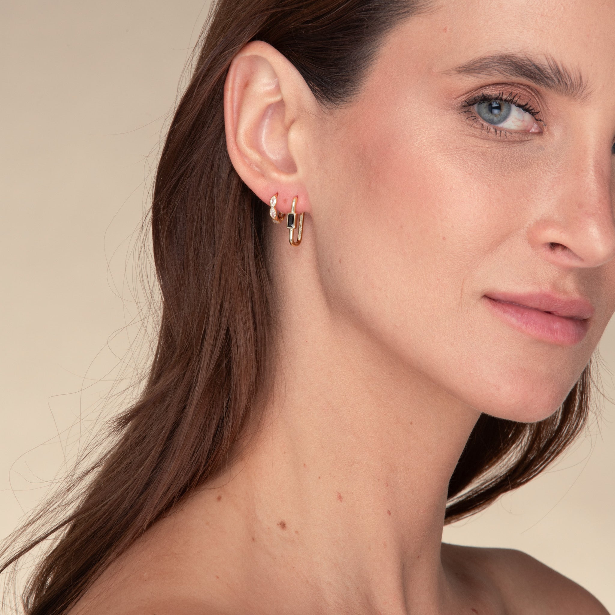 Black Long Baguette Huggie Hoops Earrings - Camile & Stone