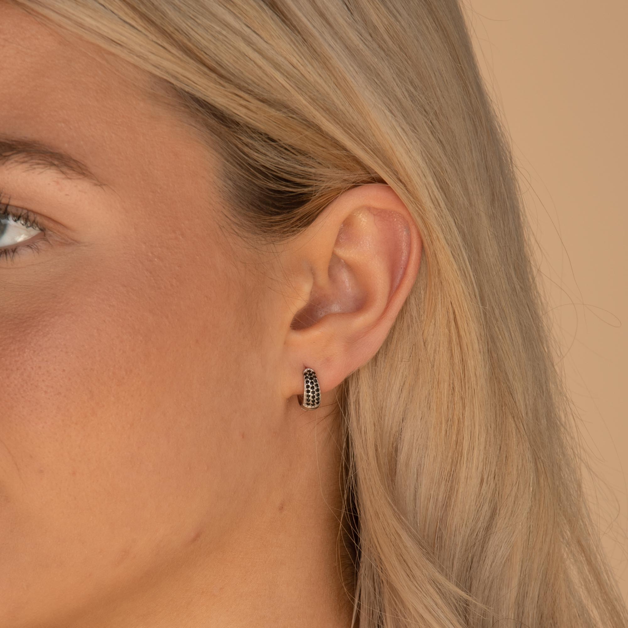 Black Sapphire Thick Dome Huggie Earrings - Camile & Stone