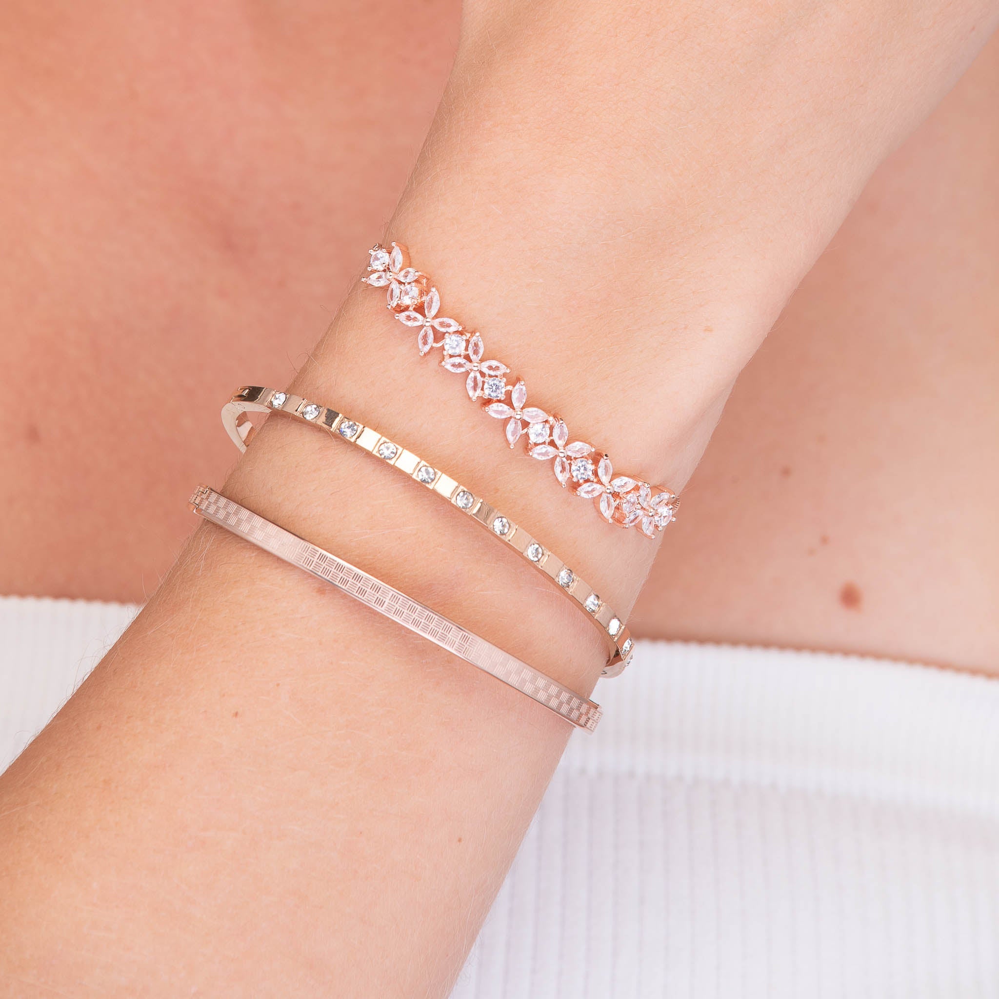 Checkered Hinged Bangle Bracelet - Camile & Stone