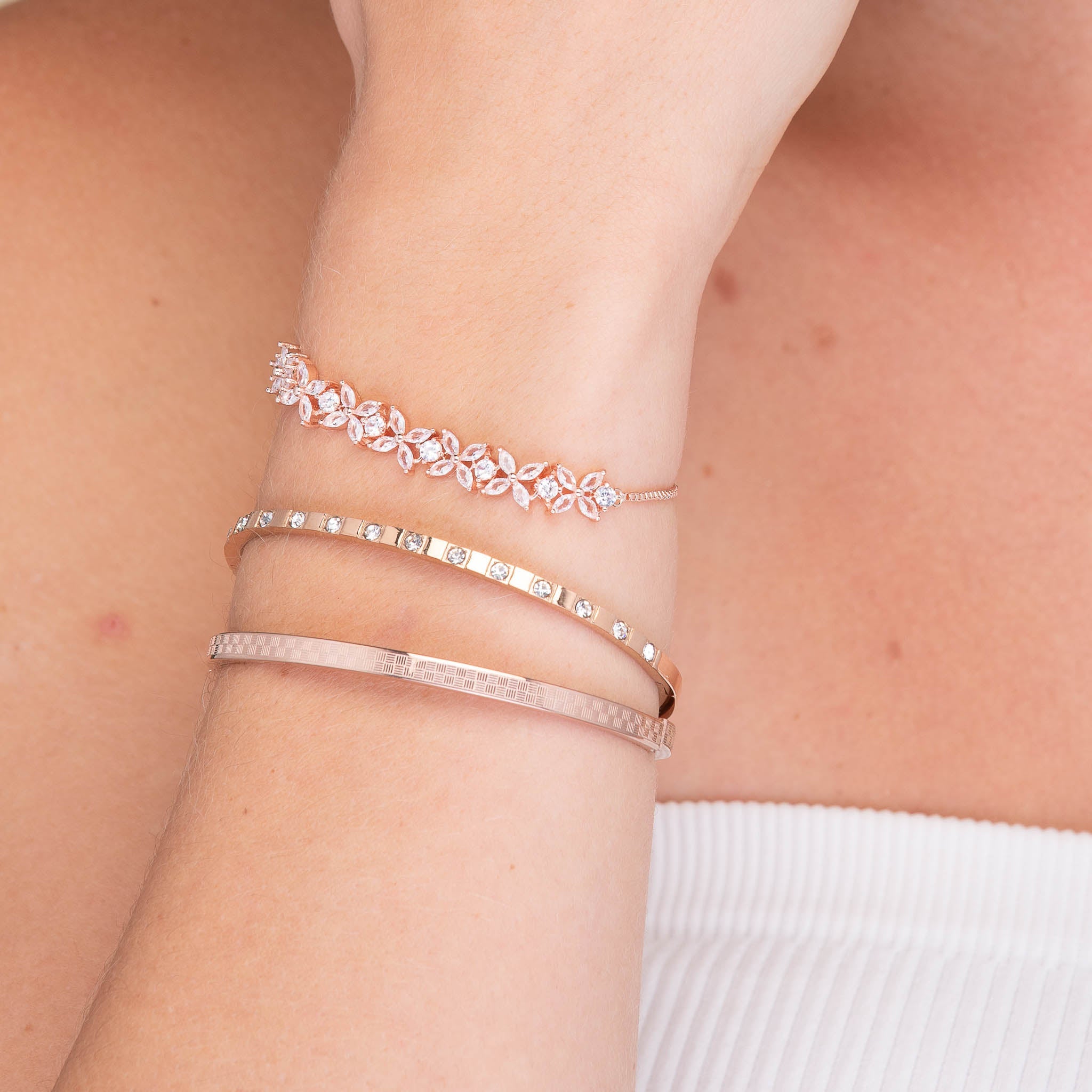 Checkered Hinged Bangle Bracelet - Camile & Stone