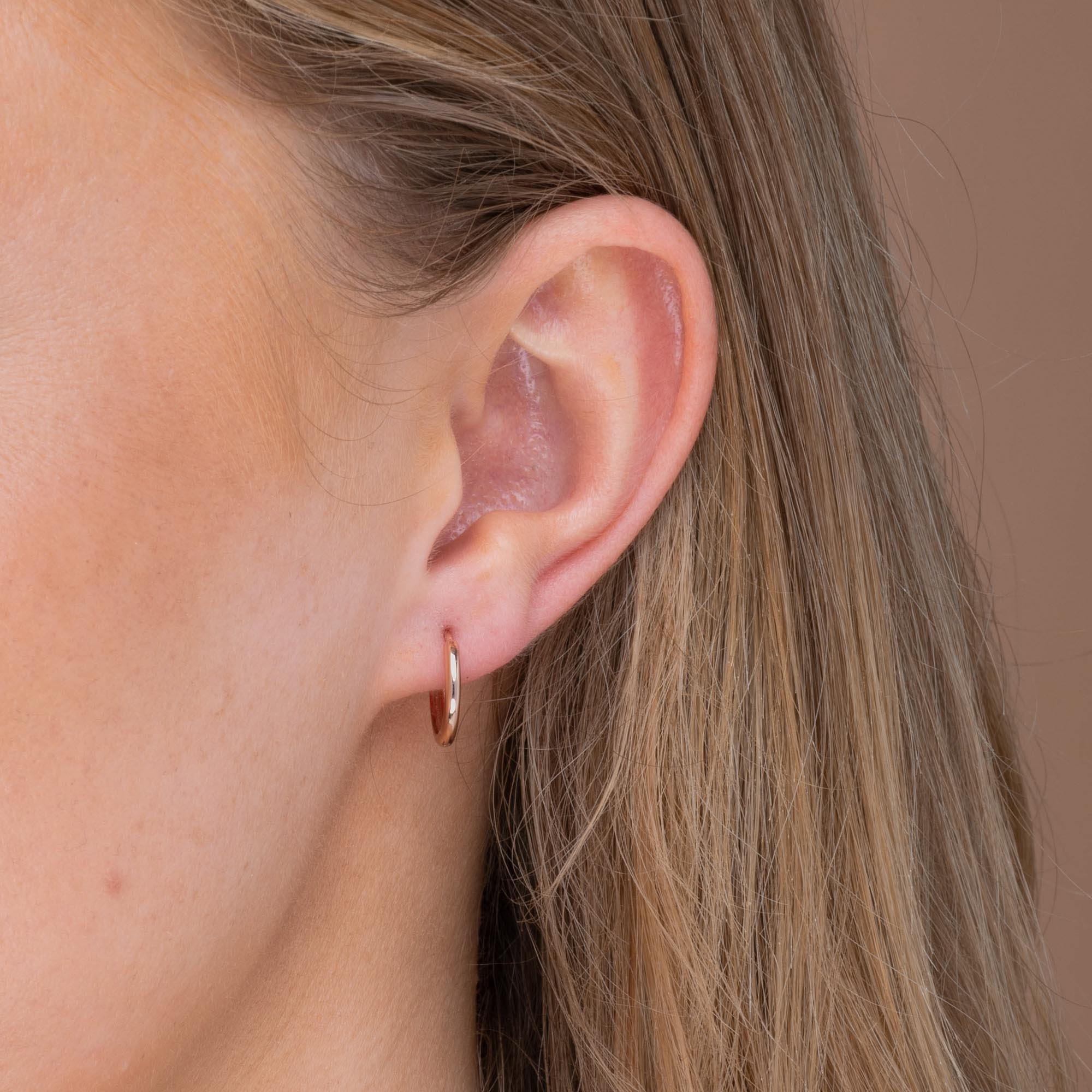 Classic Huggie Hoop Earrings - Camile & Stone