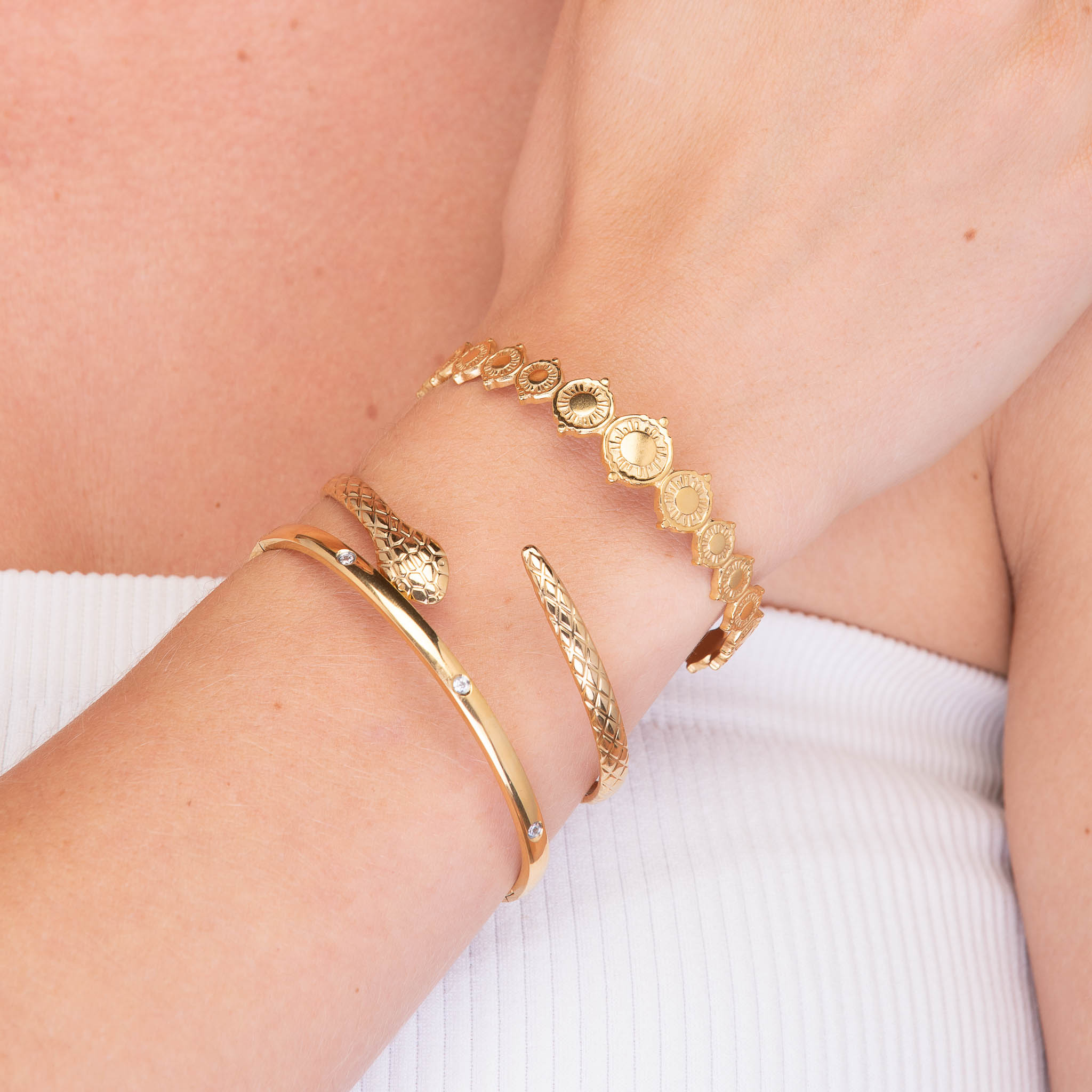 Classic Zirconia Hinged Bangle Bracelet - Camile & Stone