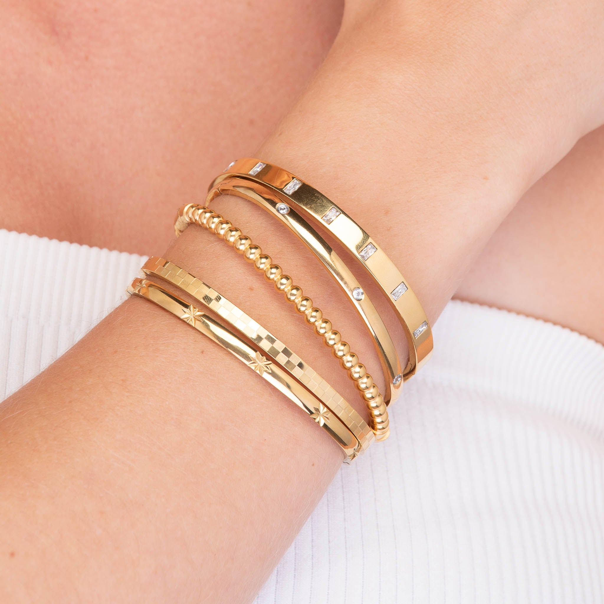 Classic Zirconia Hinged Bangle Bracelet - Camile & Stone