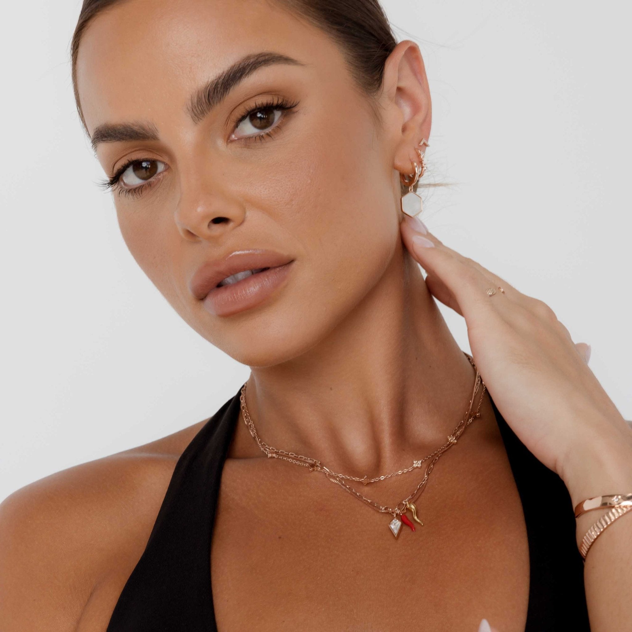 Clover Station Sapphire Necklace - Camile & Stone