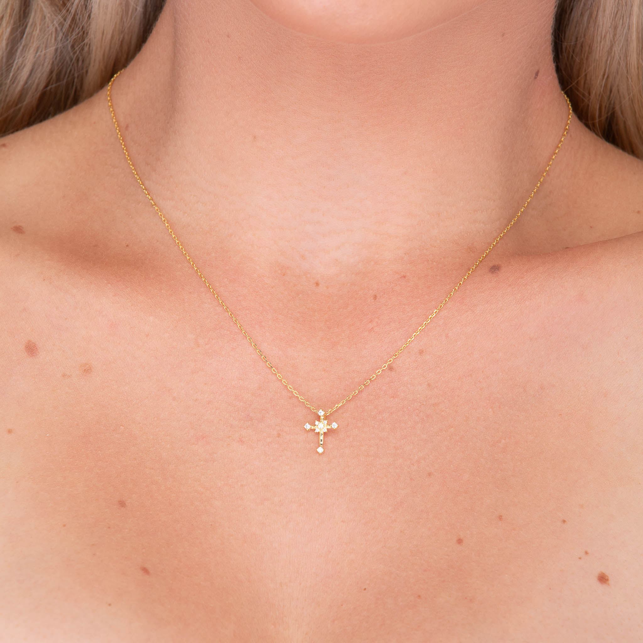 Cross Sacred Chain Necklace - Camile & Stone
