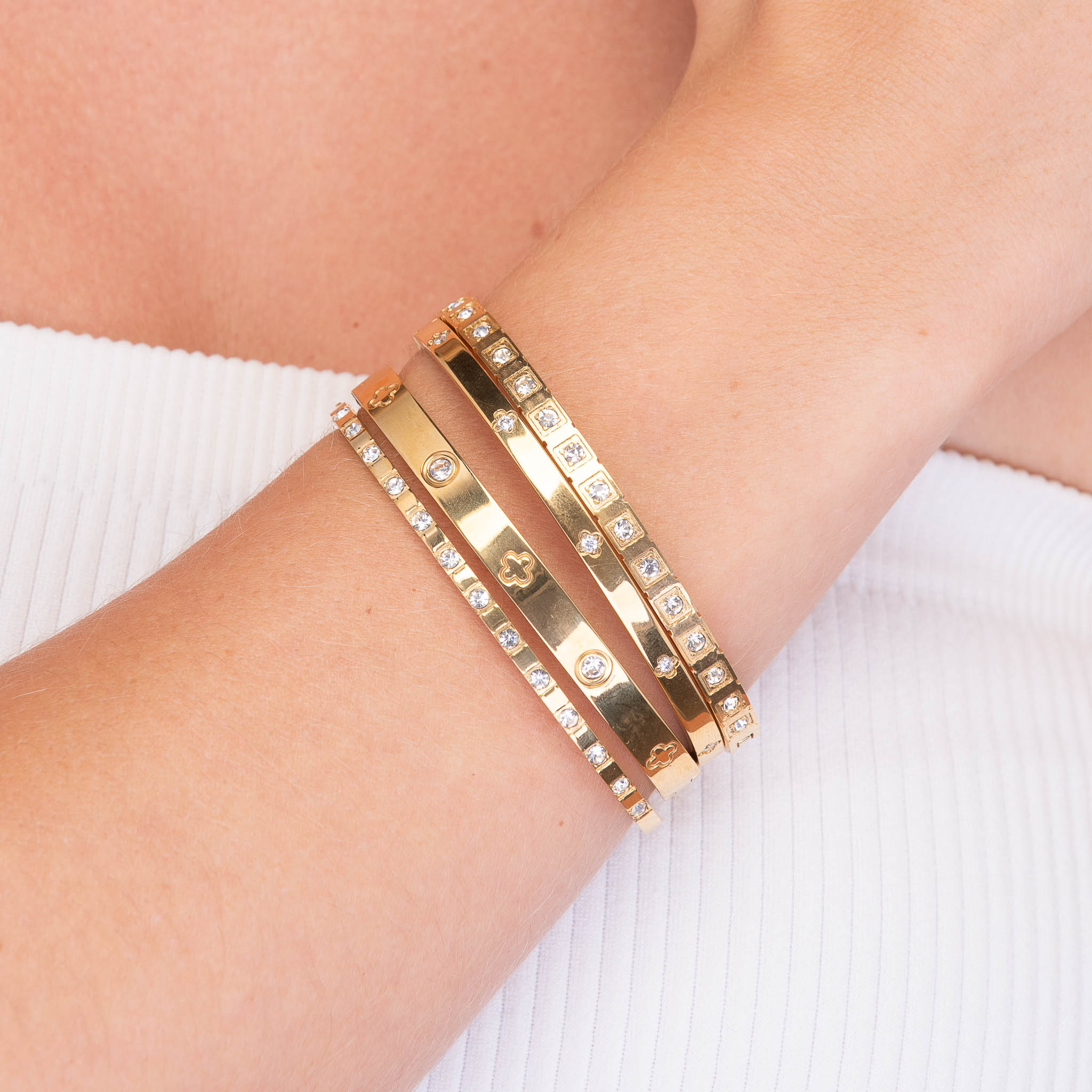 Cube Sapphire Hinged Bangle Bracelet - Camile & Stone