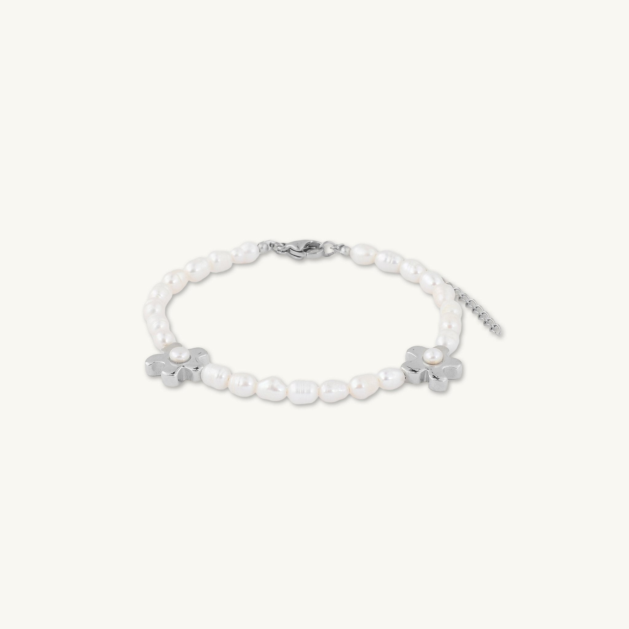 Daisy Flower Freshwater Pearl Bracelet - Camile & Stone