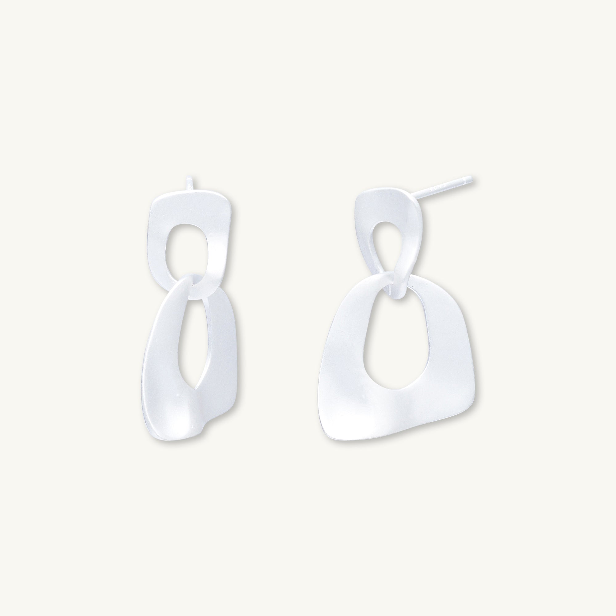 Link Statement Stud Earrings - Camile & Stone