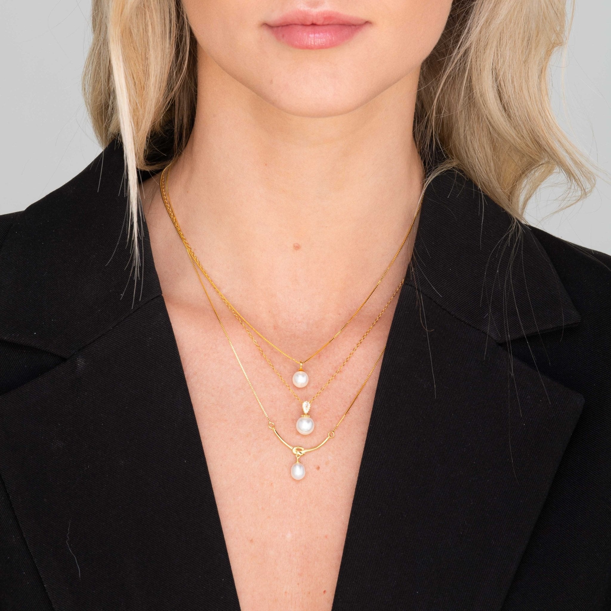 Love Knot Freshwater Pearl Drop Necklace - Camile & Stone