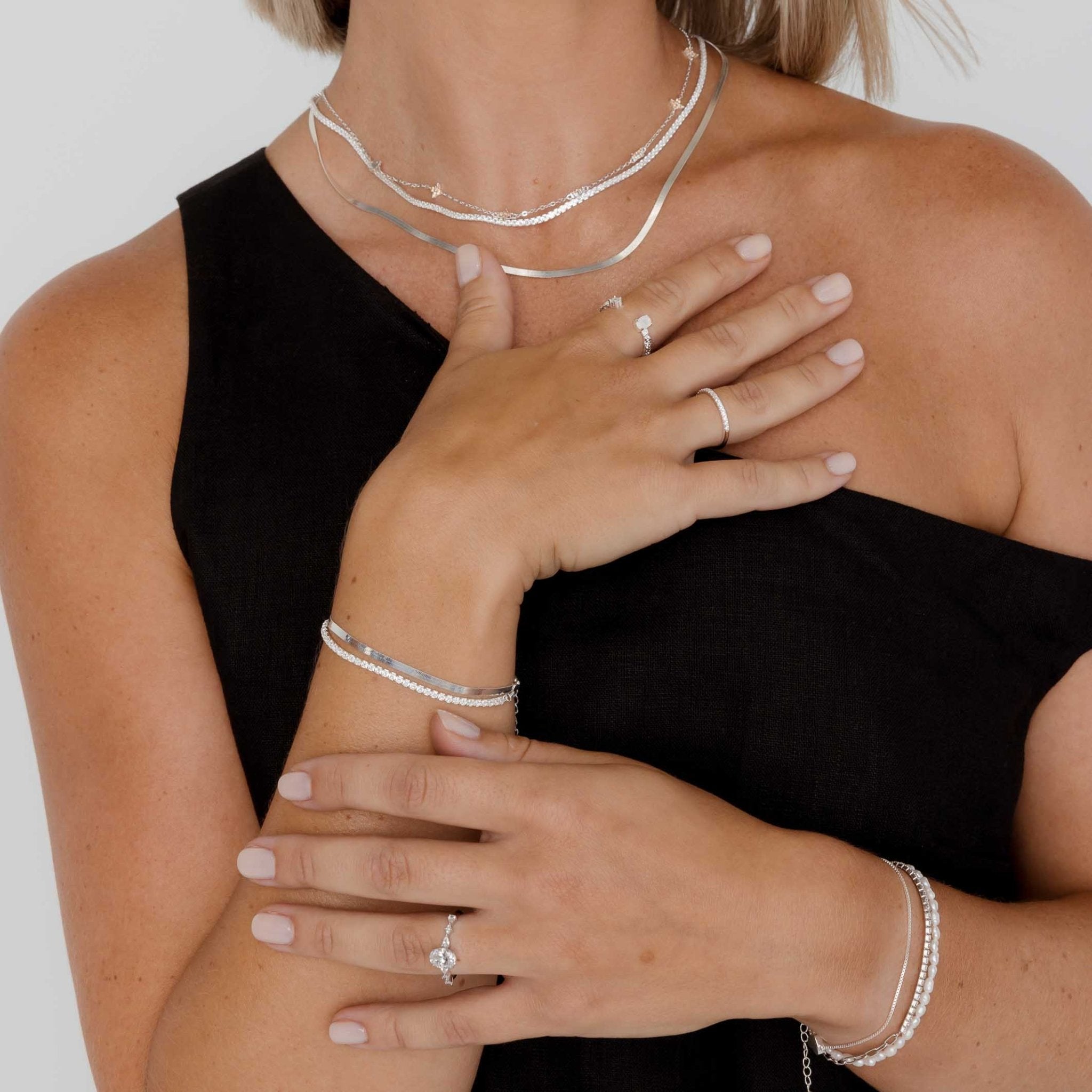 Mini Pearl Stacking Bracelet - Camile & Stone