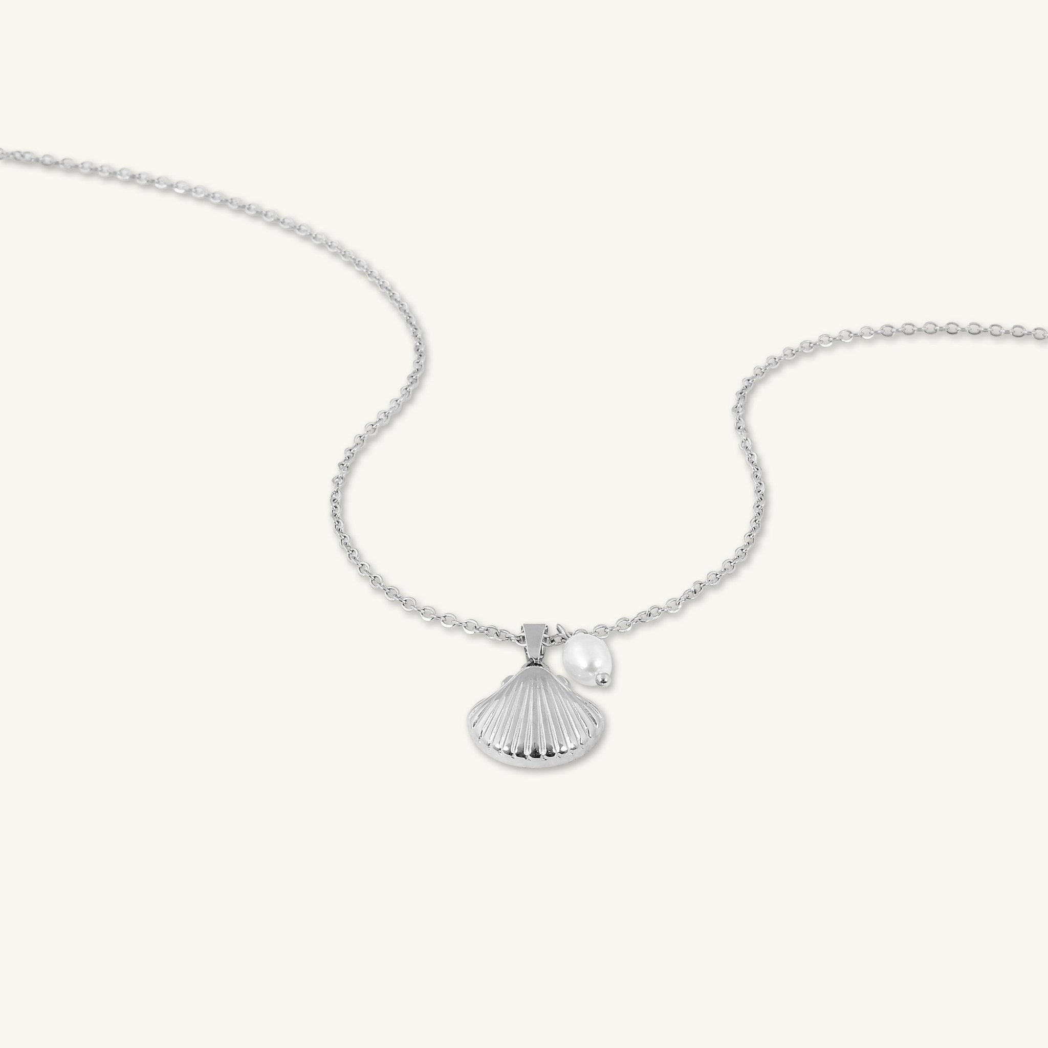 Mira Shell Pearl Necklace - Camile & Stone