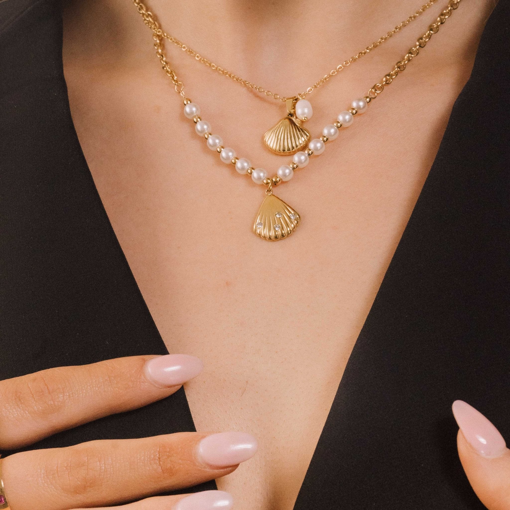 Mira Shell Pearl Necklace - Camile & Stone