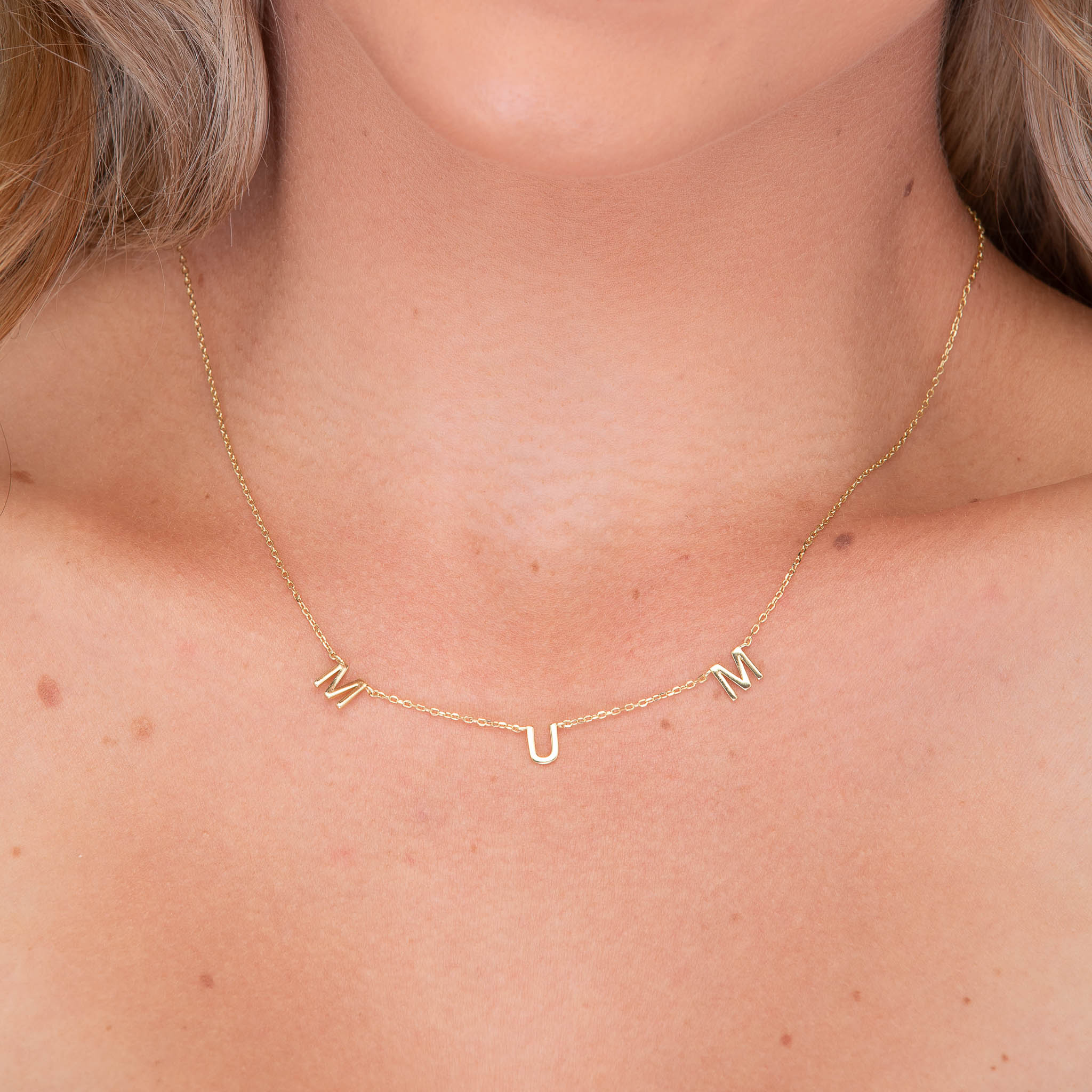 MUM Letter Initial Necklace - Camile & Stone
