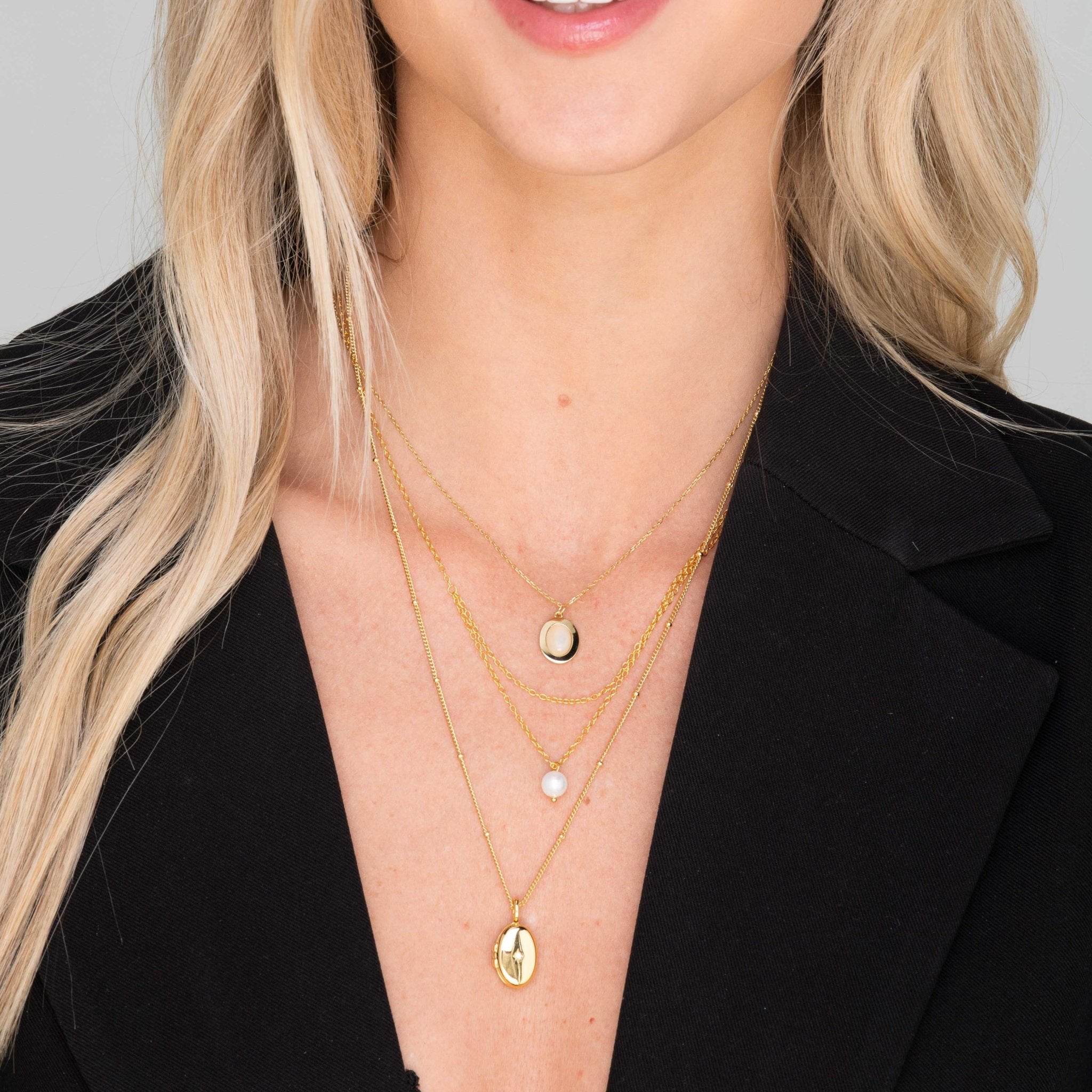 North Star Oval Photo Locket Necklace - Camile & Stone