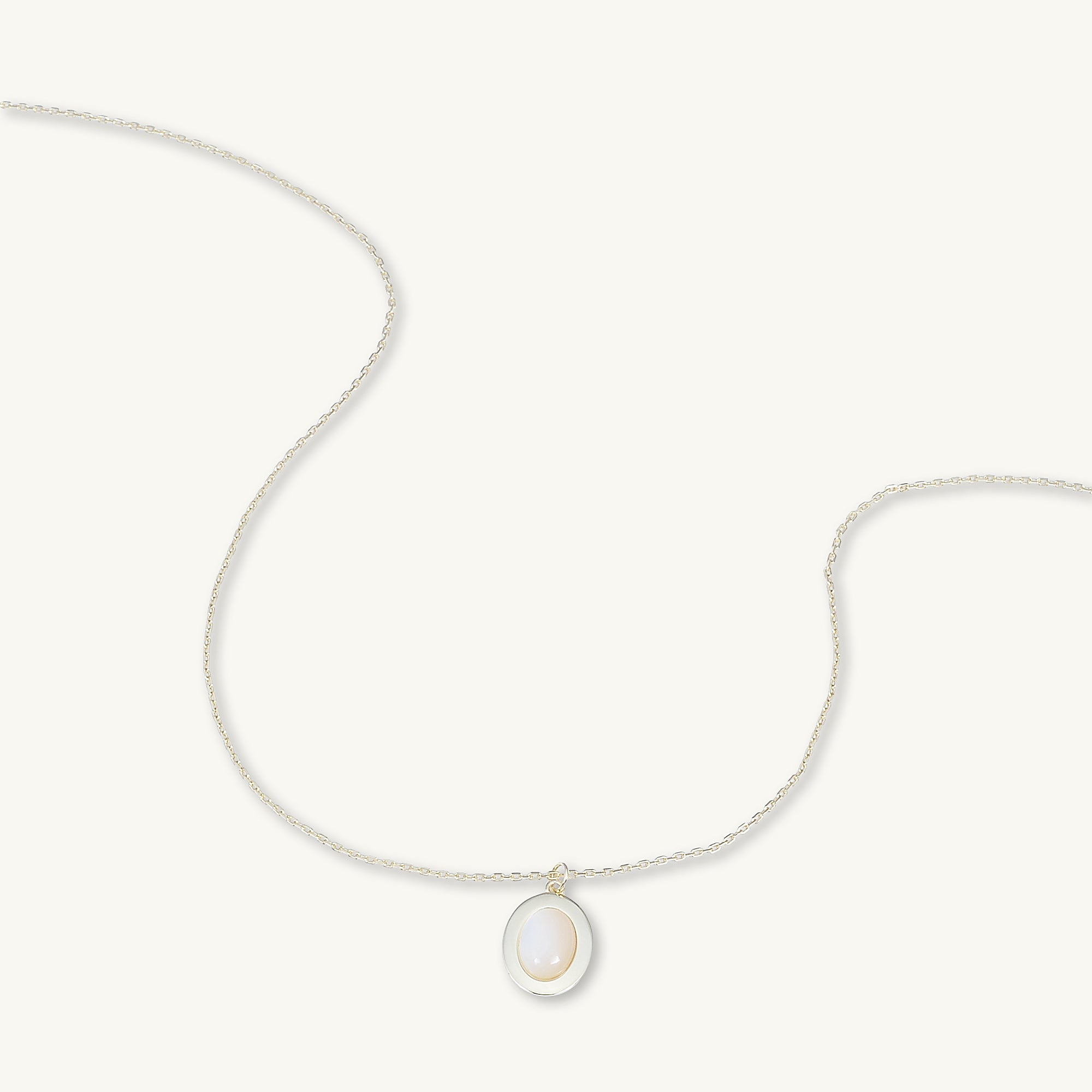 Oval Moonstone Pendant Necklace - Camile & Stone