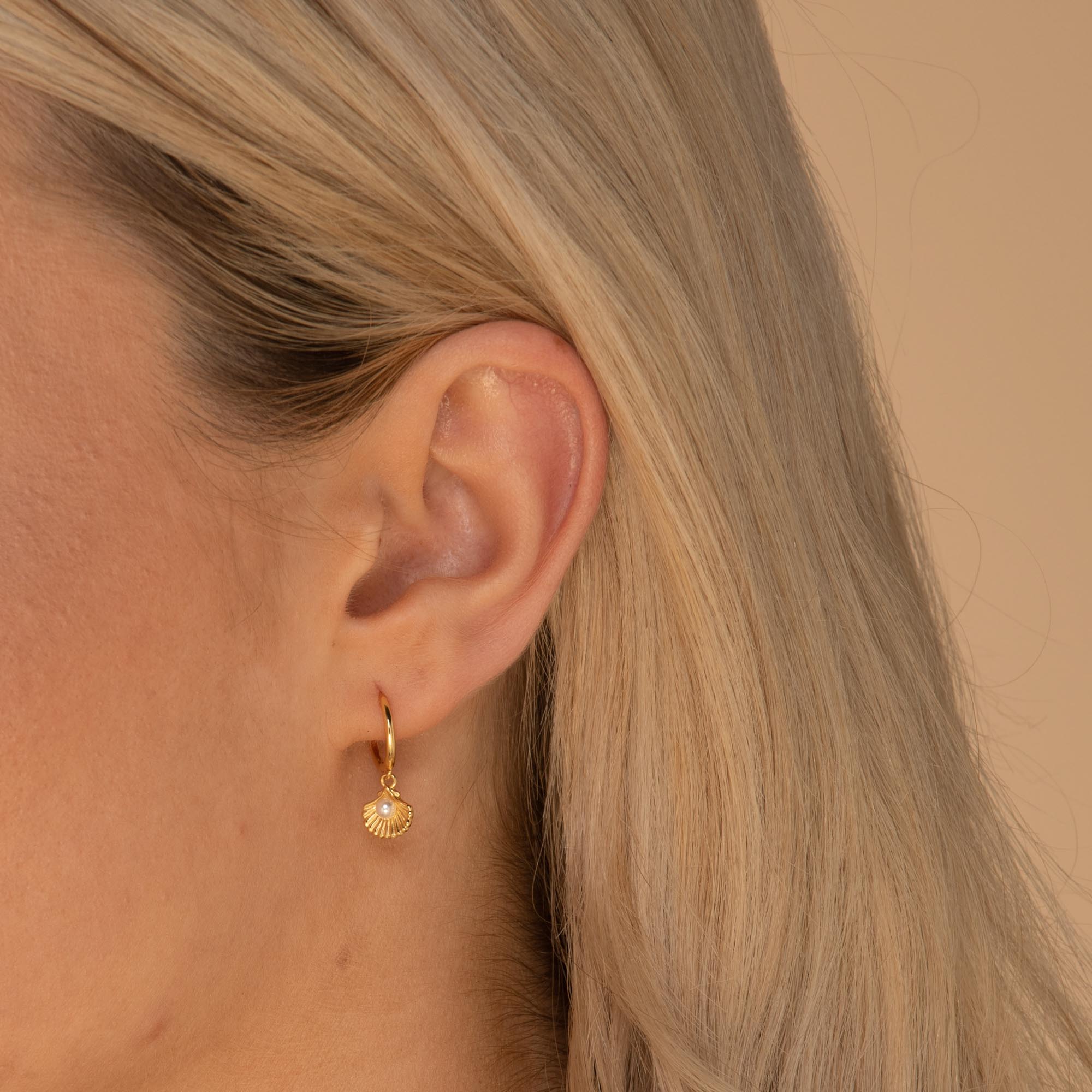 Pearl Shell Huggie Earrings - Camile & Stone