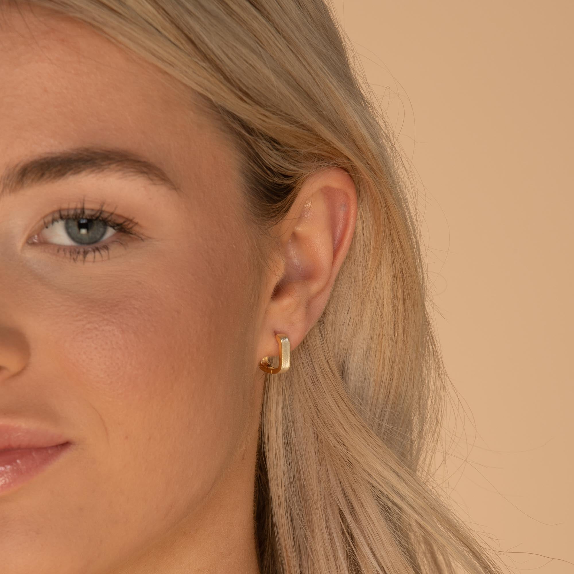 Square Matte Huggie Earrings - Camile & Stone