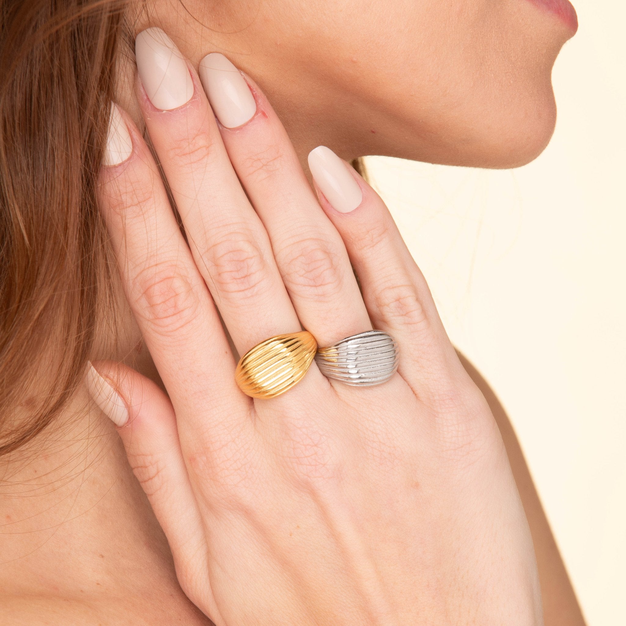 Statement Ribbed Dome Ring - Camile & Stone