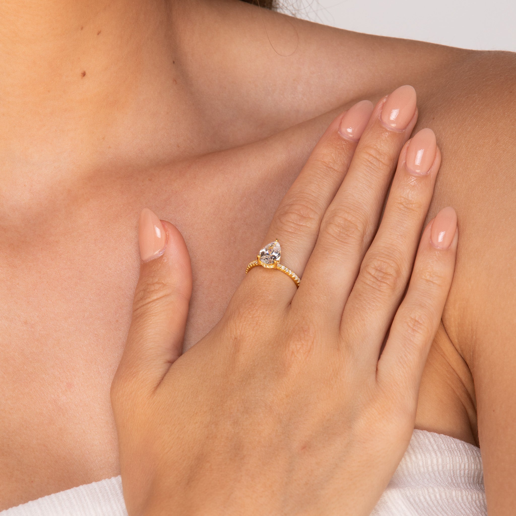 The Anna Pear Sapphire Engagement Ring - Camile & Stone