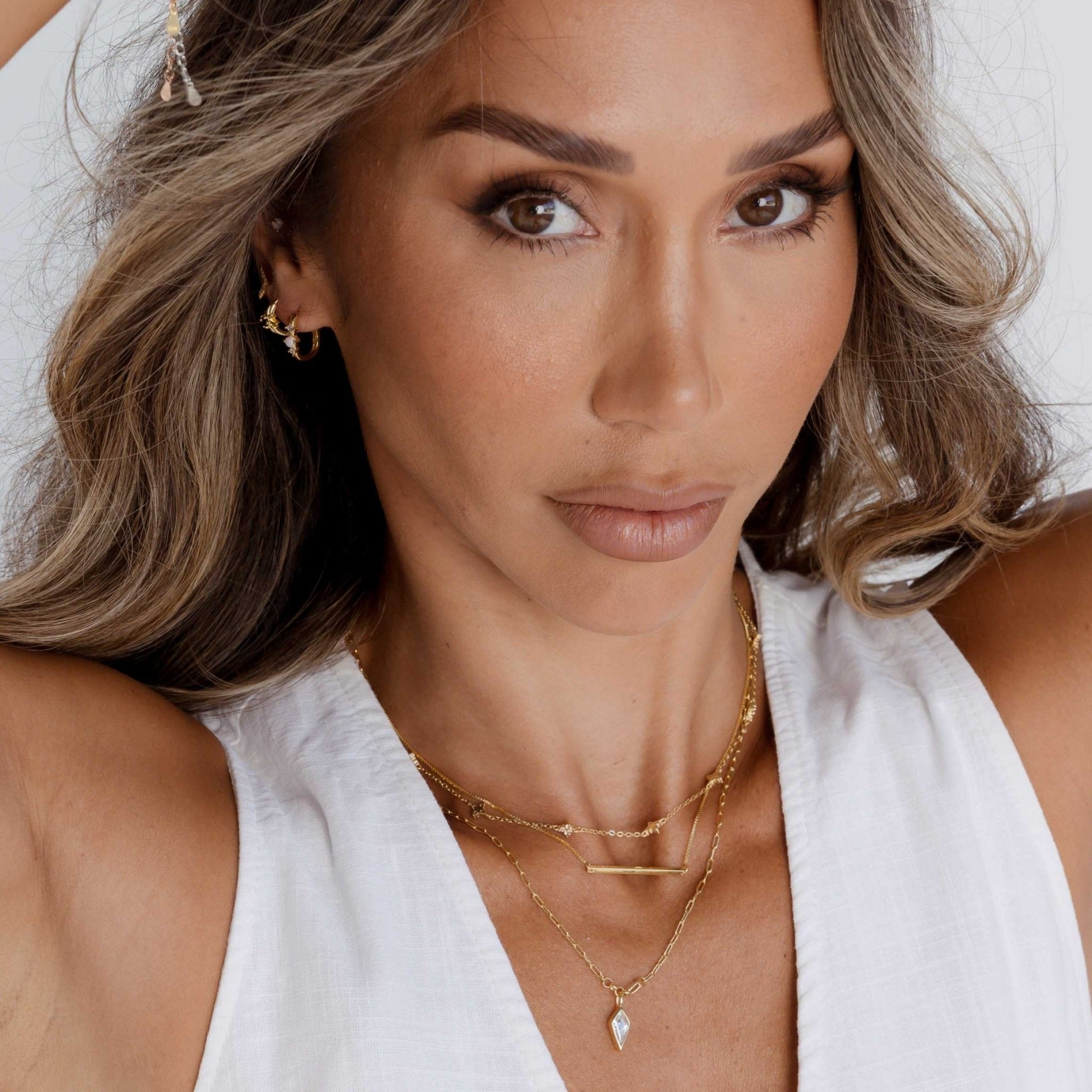 YOUR SZN Bar Necklace - Camile & Stone