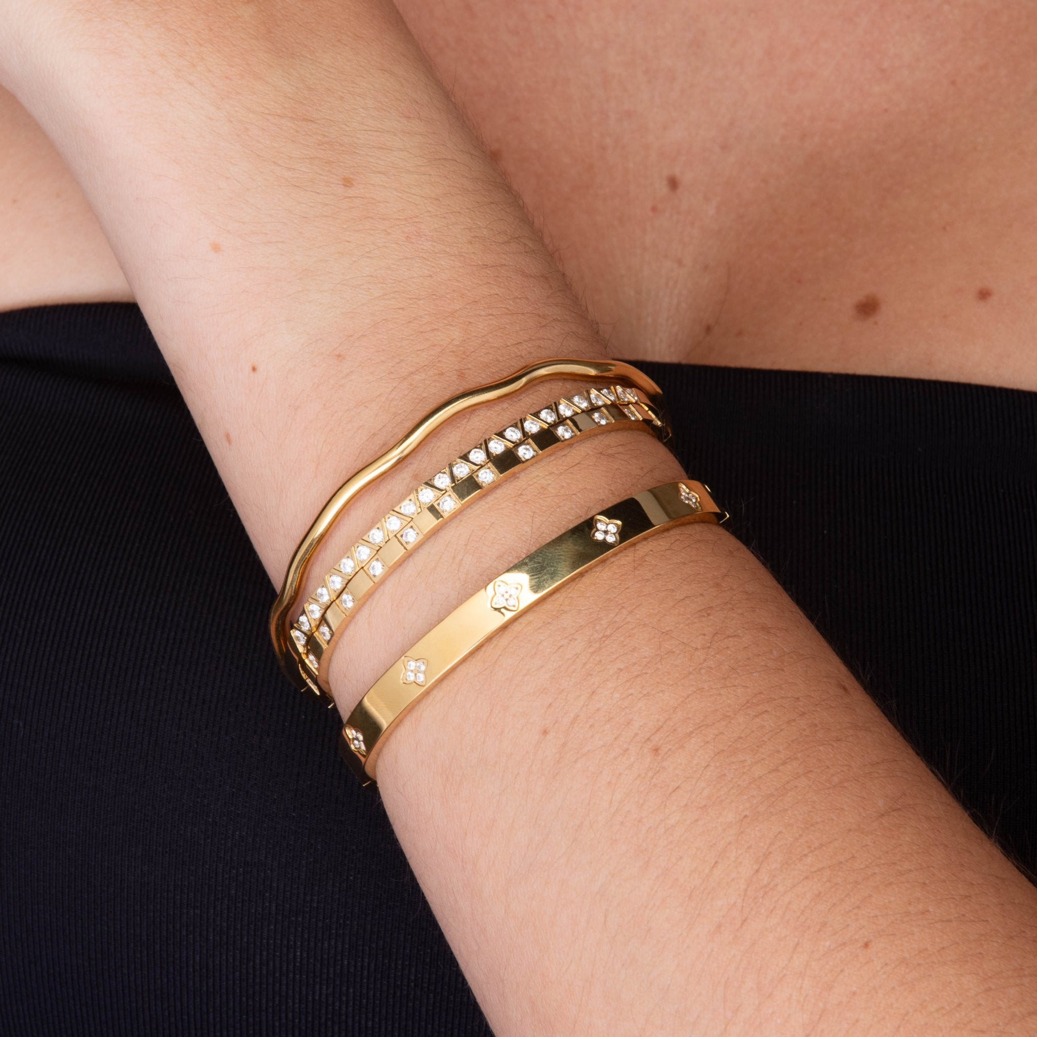 Zirconia Hinged Thin Bangle Bracelet - Camile & Stone