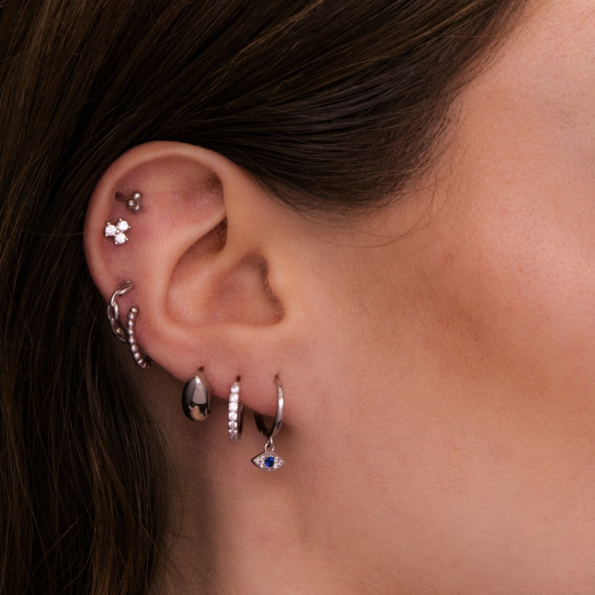 Basic Sapphire Huggie Hoop Earrings - Camile & Stone
