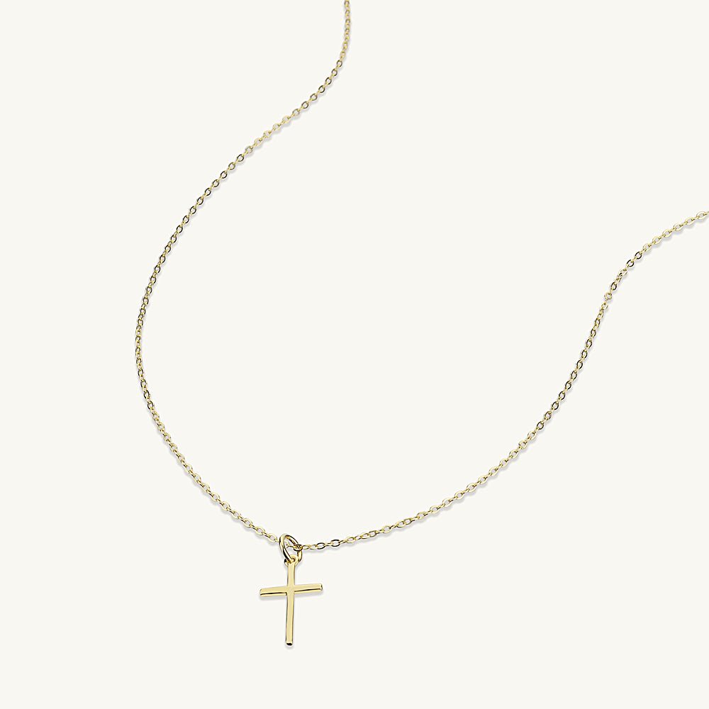 Classic Cross Pendant Necklace - Camile & Stone