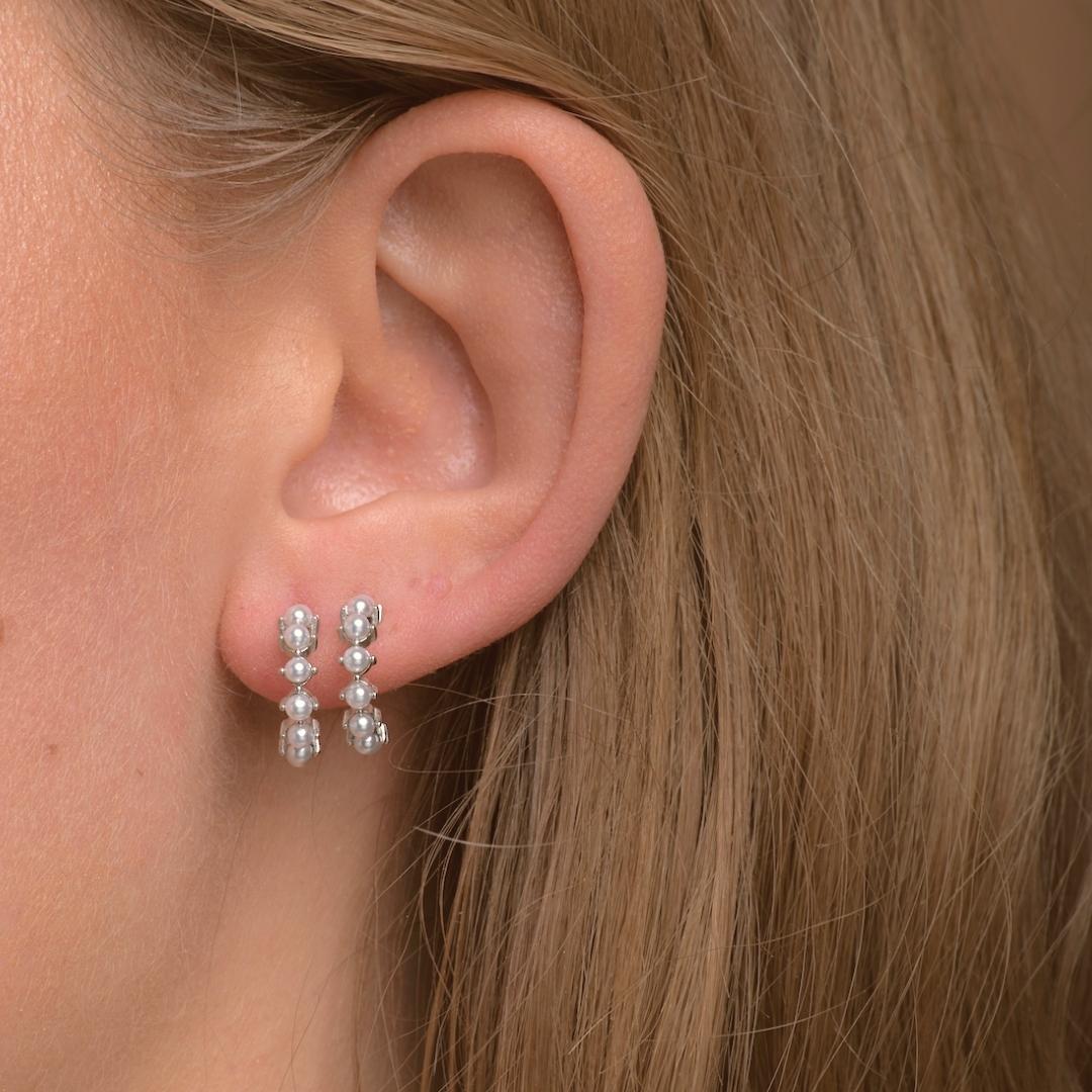 Classic Pearl Huggie Earrings - Camile & Stone