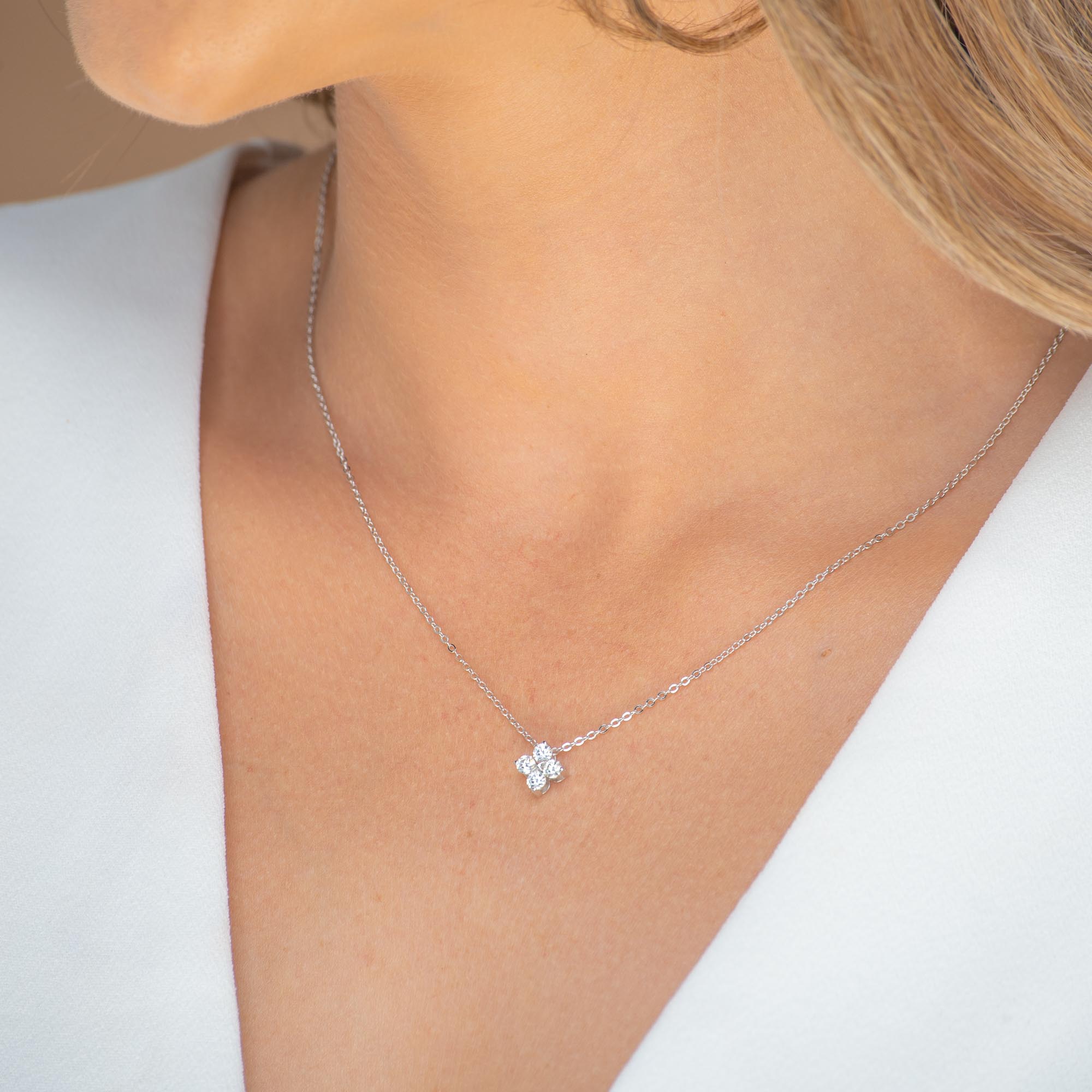 Clover Solitaire Moissanite Necklace 1 Carat - Camile & Stone