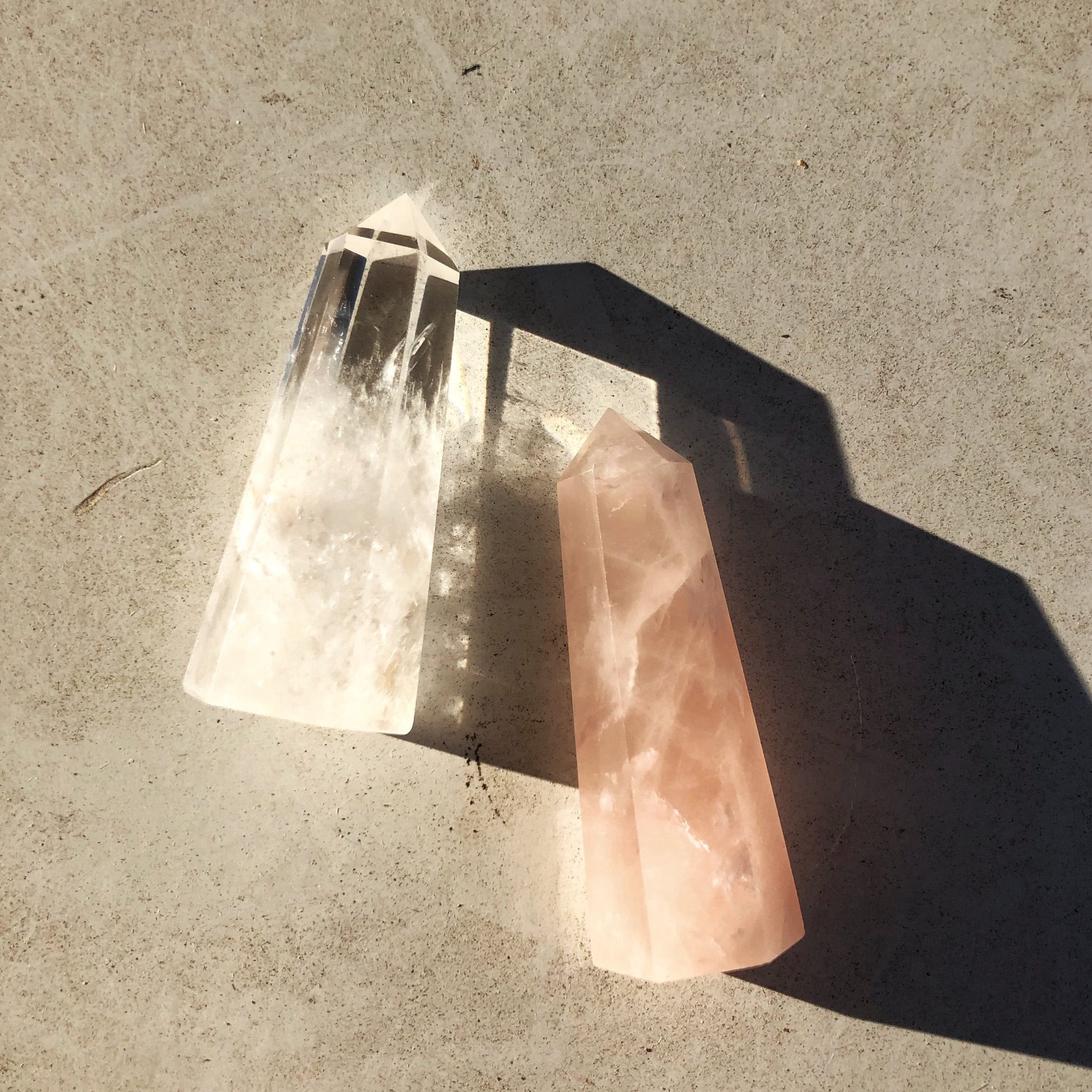 Love Crystal Ring Stand (Rose Quartz) - Camile & Stone