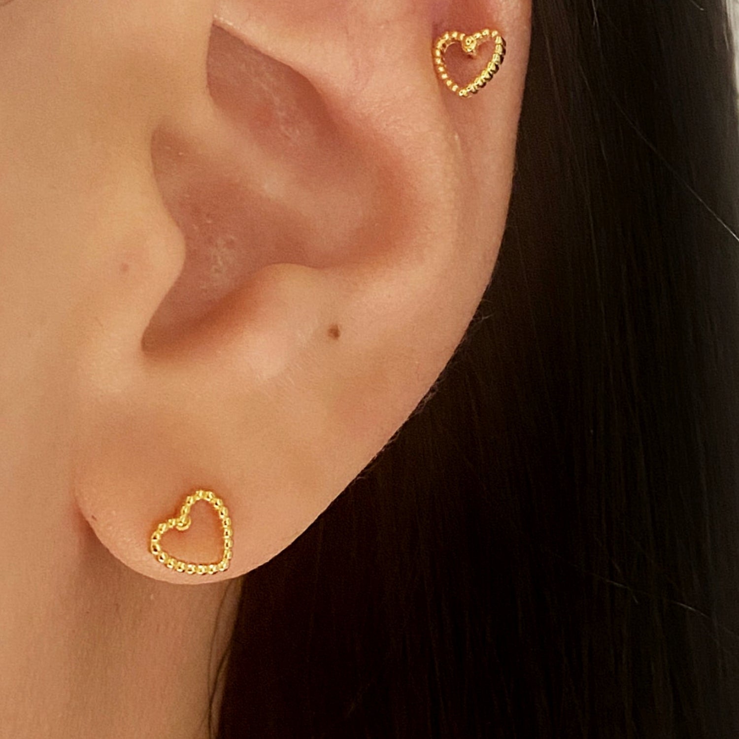 Mini Heart Stud Earrings - Camile & Stone