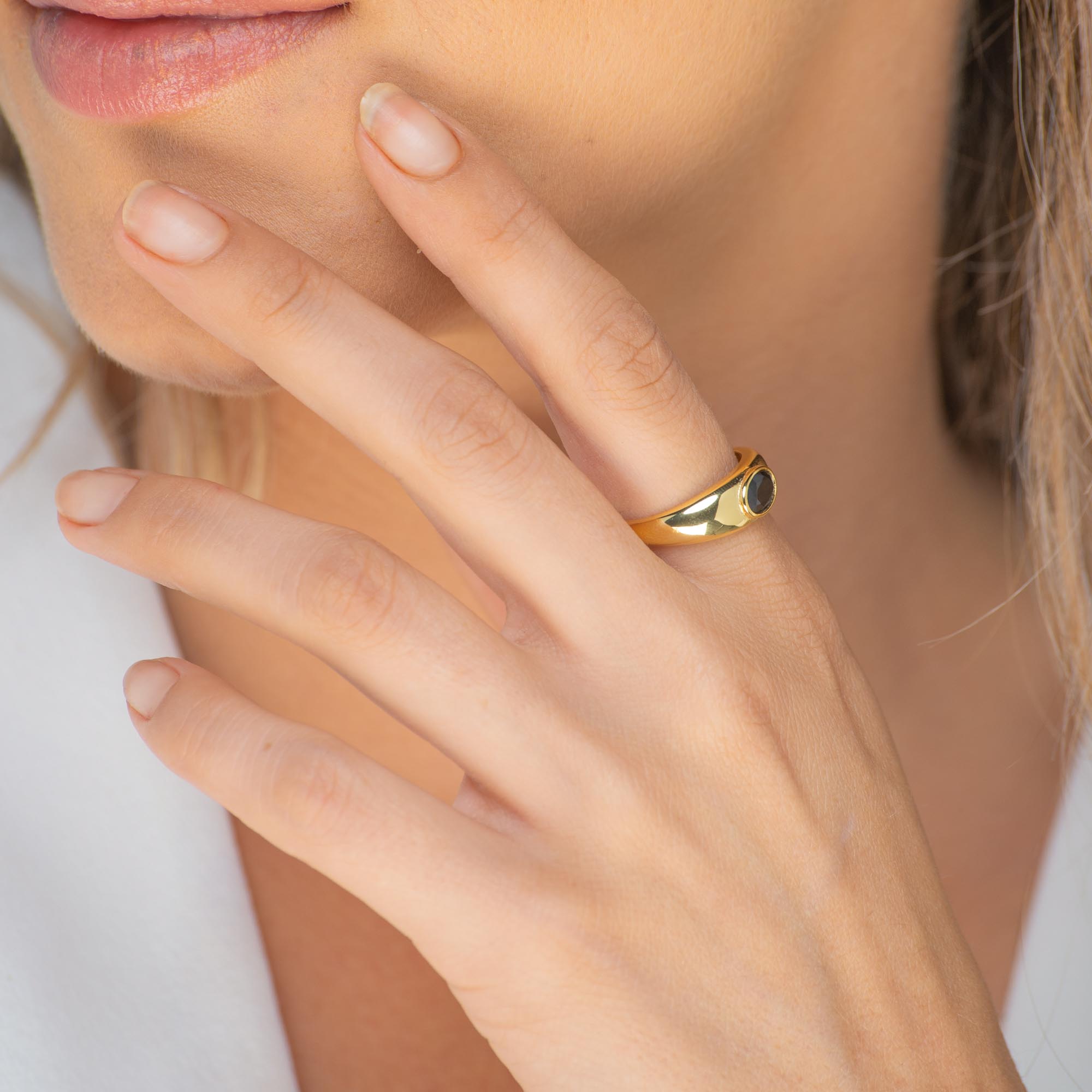 Onyx Signet Dome Open Ring - Camile & Stone