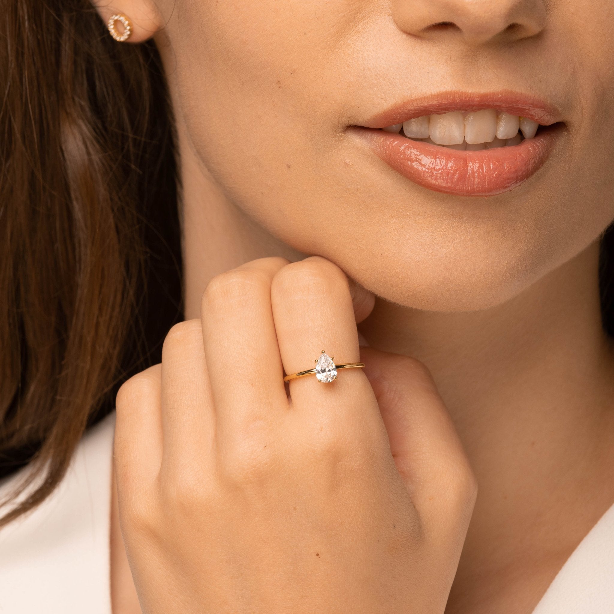 Pear Sapphire Band Ring - Camile & Stone