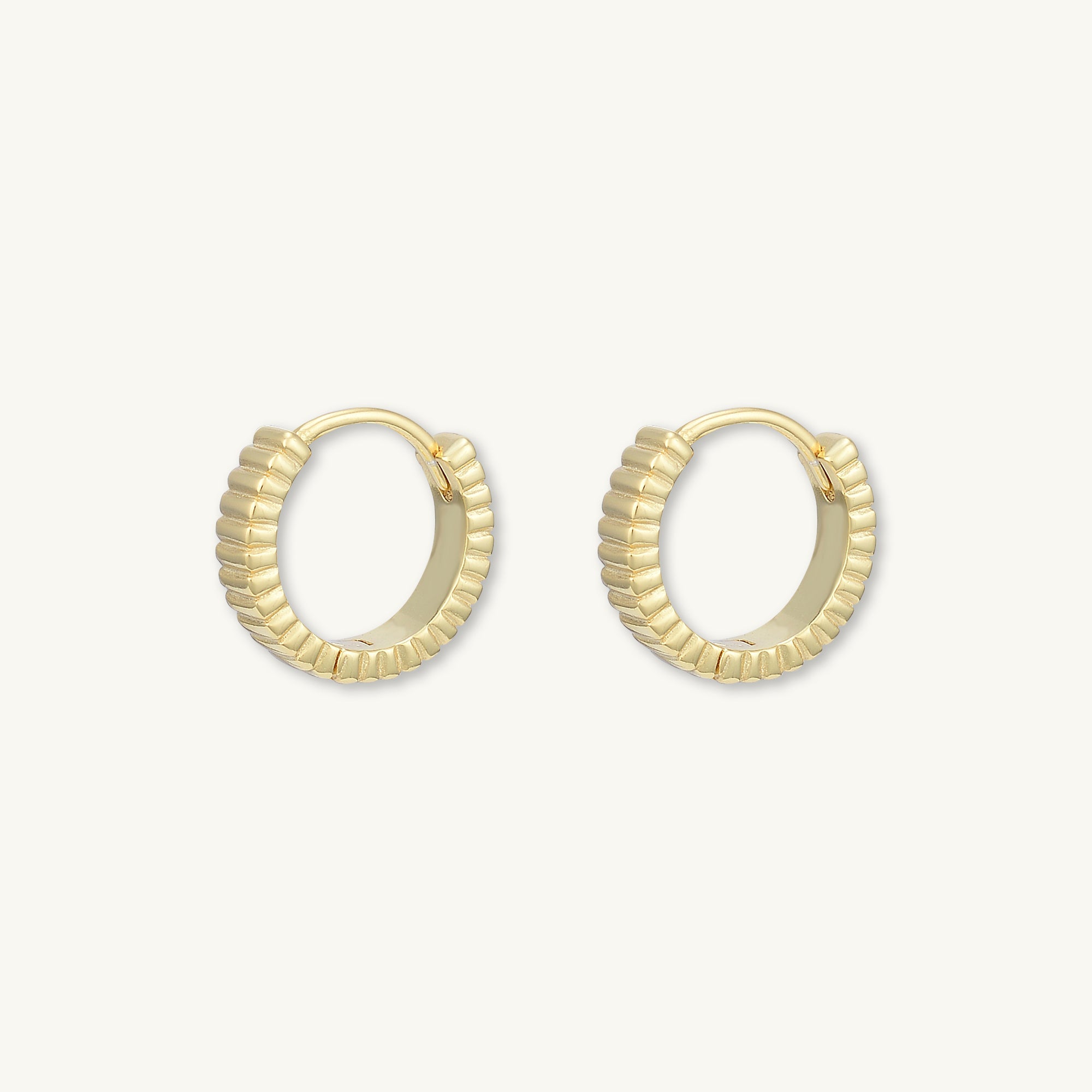 Ridges Huggie Earrings - Camile & Stone
