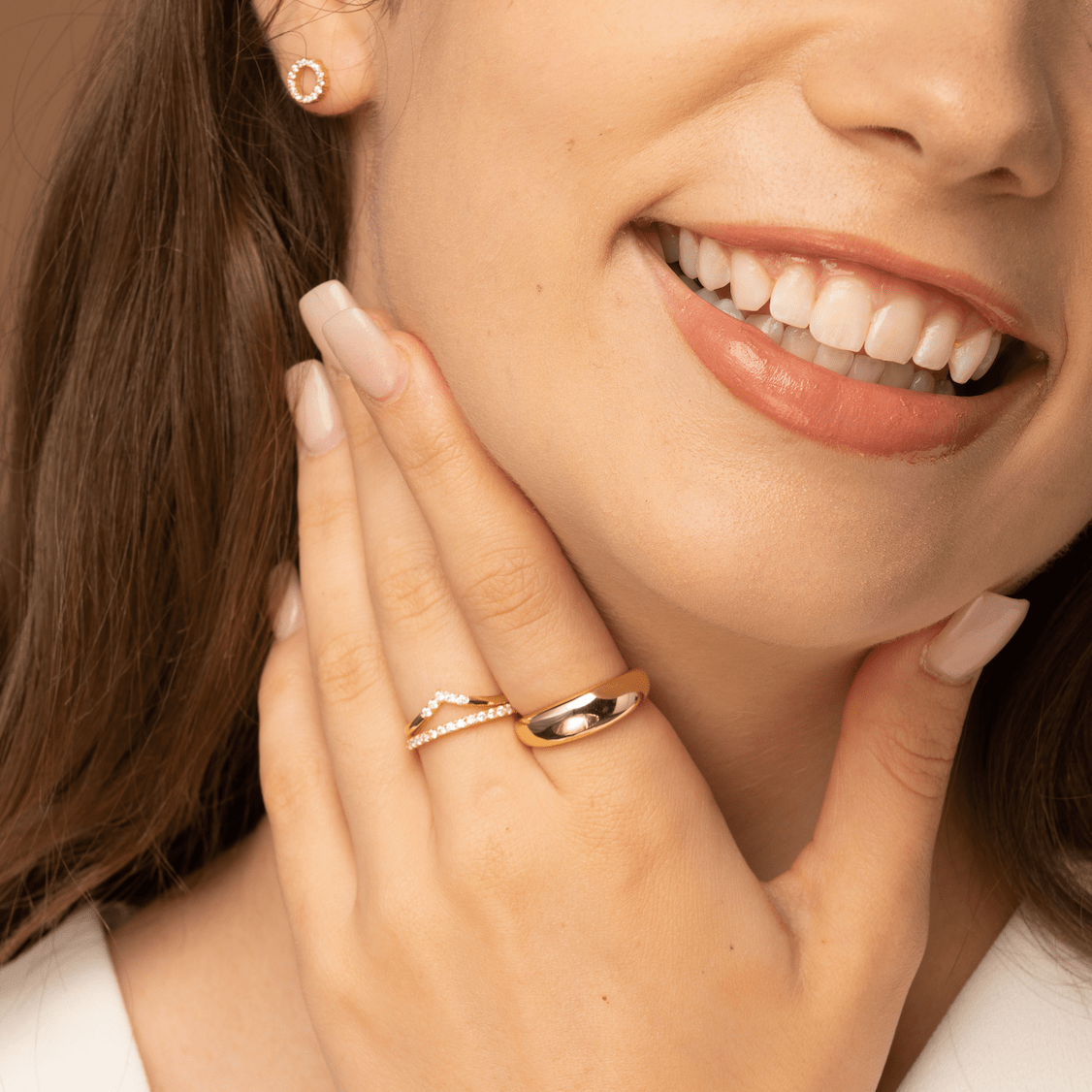 Sapphire V Band Stacking Ring - Camile & Stone