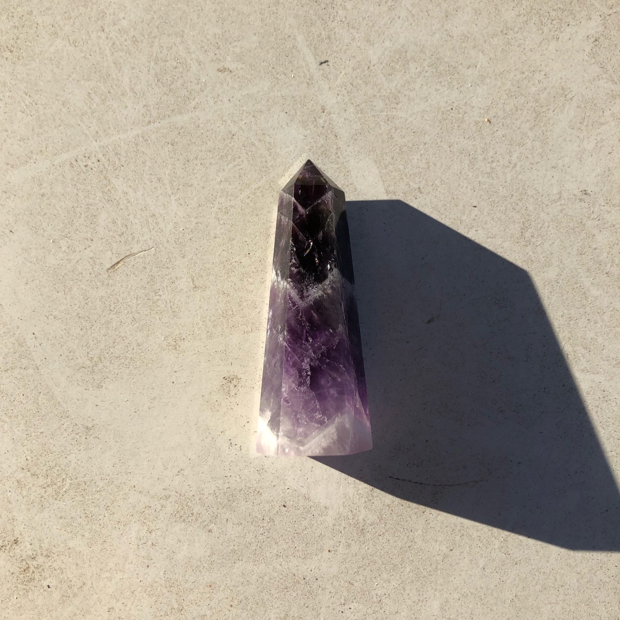Spiritual Crystal Ring Stand (Amethyst Quartz) - Camile & Stone