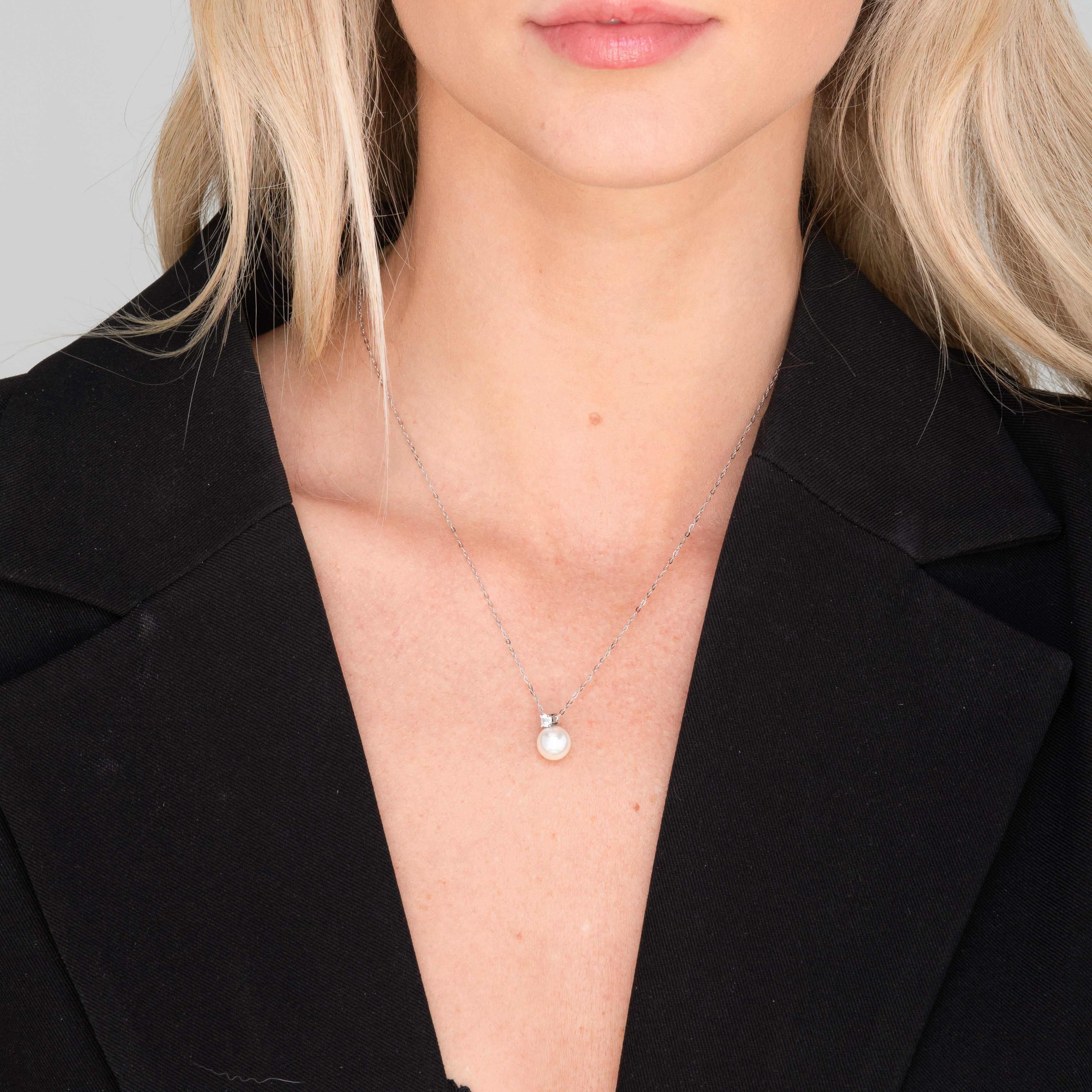 Pearl Solitaire Moissanite Necklace