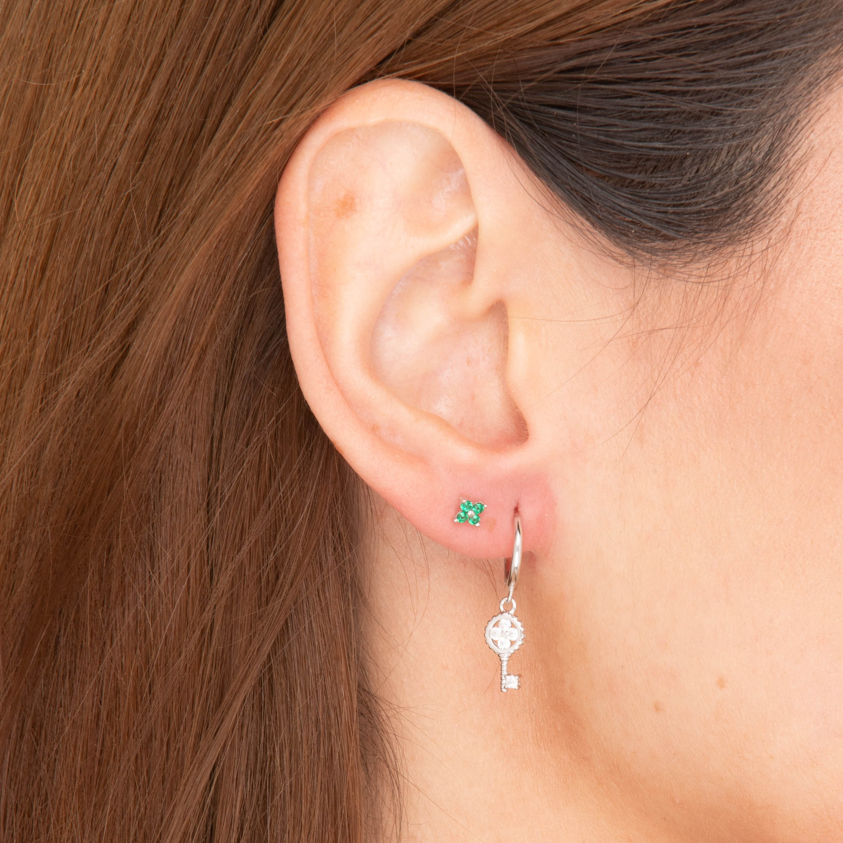 Emerald Clover Barbell Cartilage Earrings