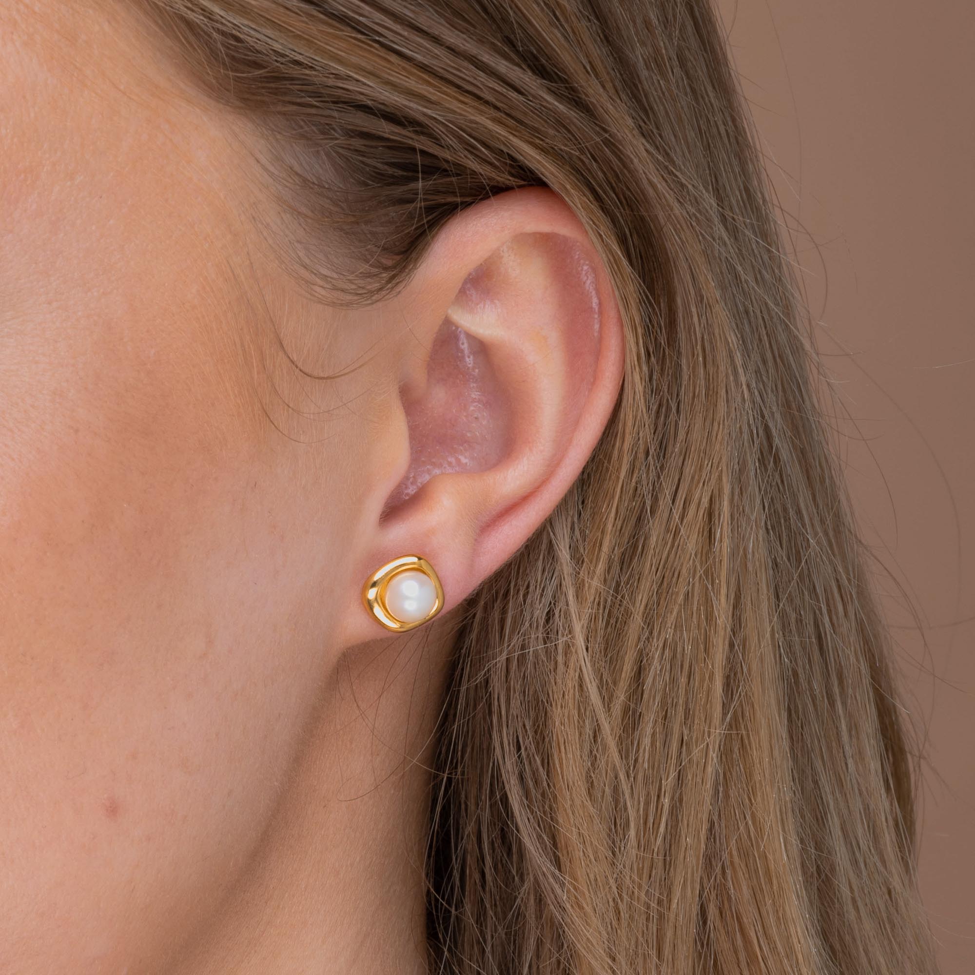 Pearl Halo Stud Earrings