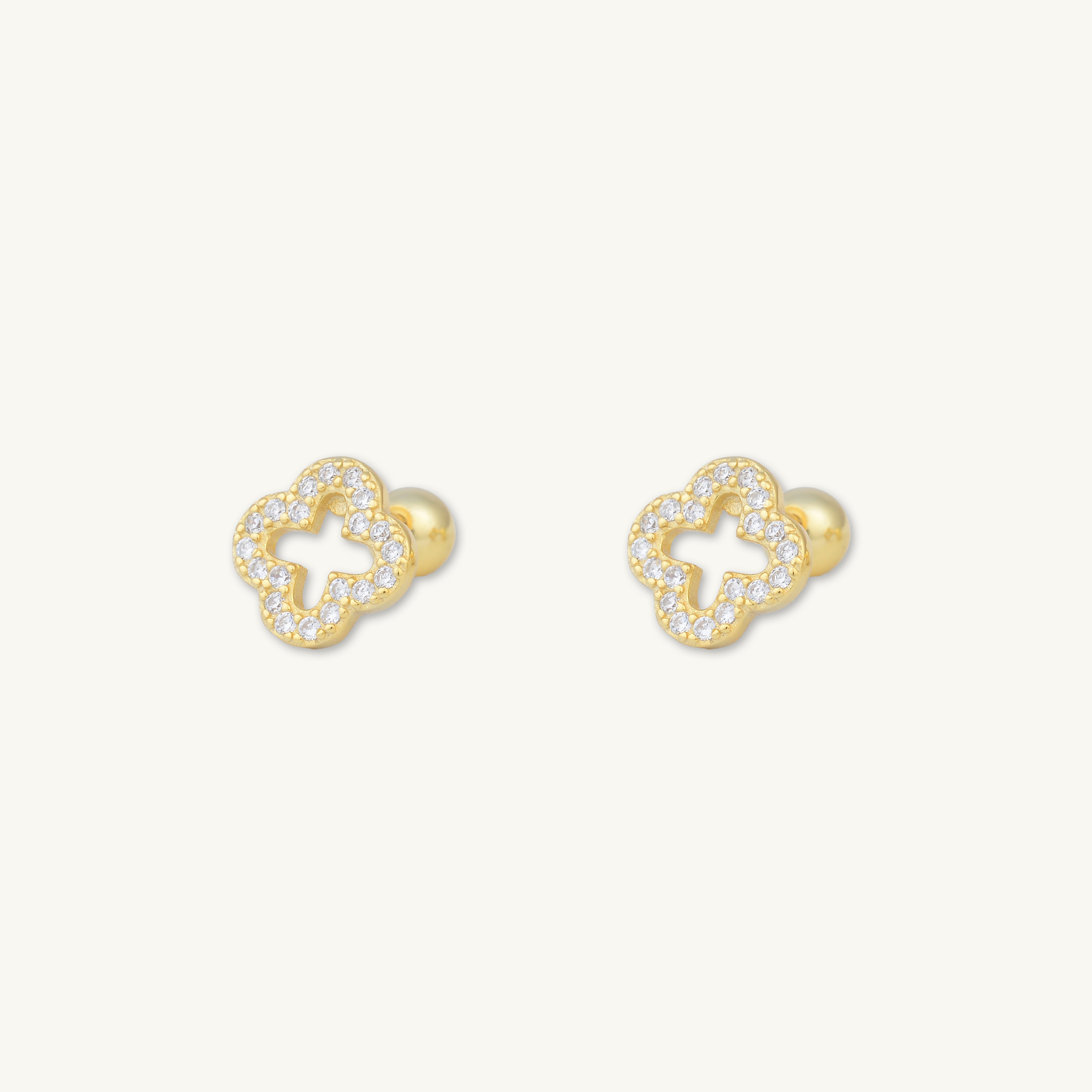 Clover Sapphire Barbell Stud Cartilage Earrings