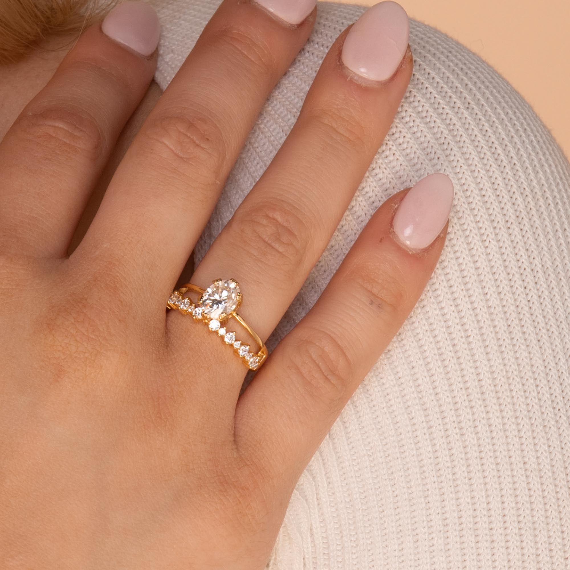 1.5 ct The Willow Moissanite Diamond Engagement Ring