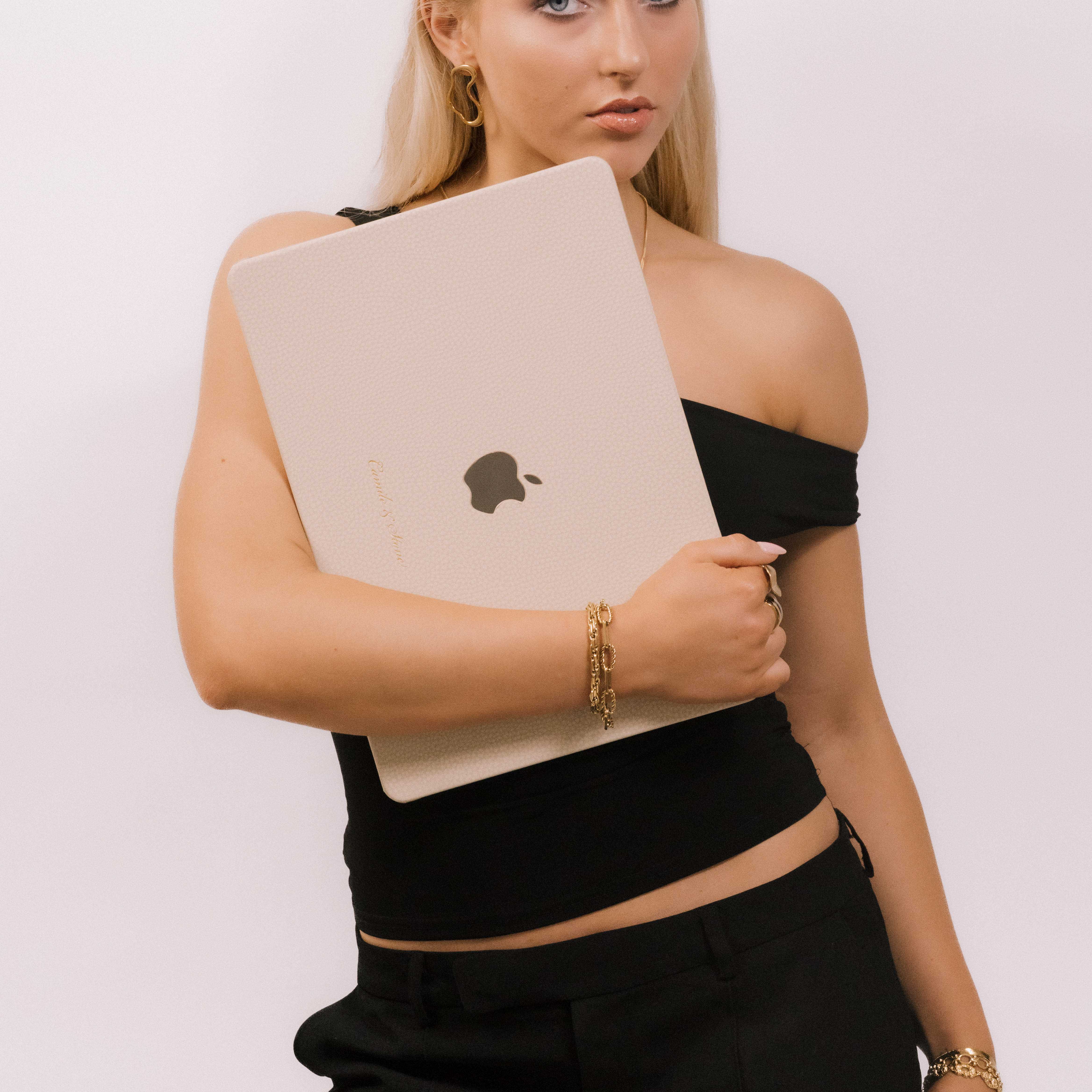 Beige Pebble Laptop Case [PRE-ORDER]