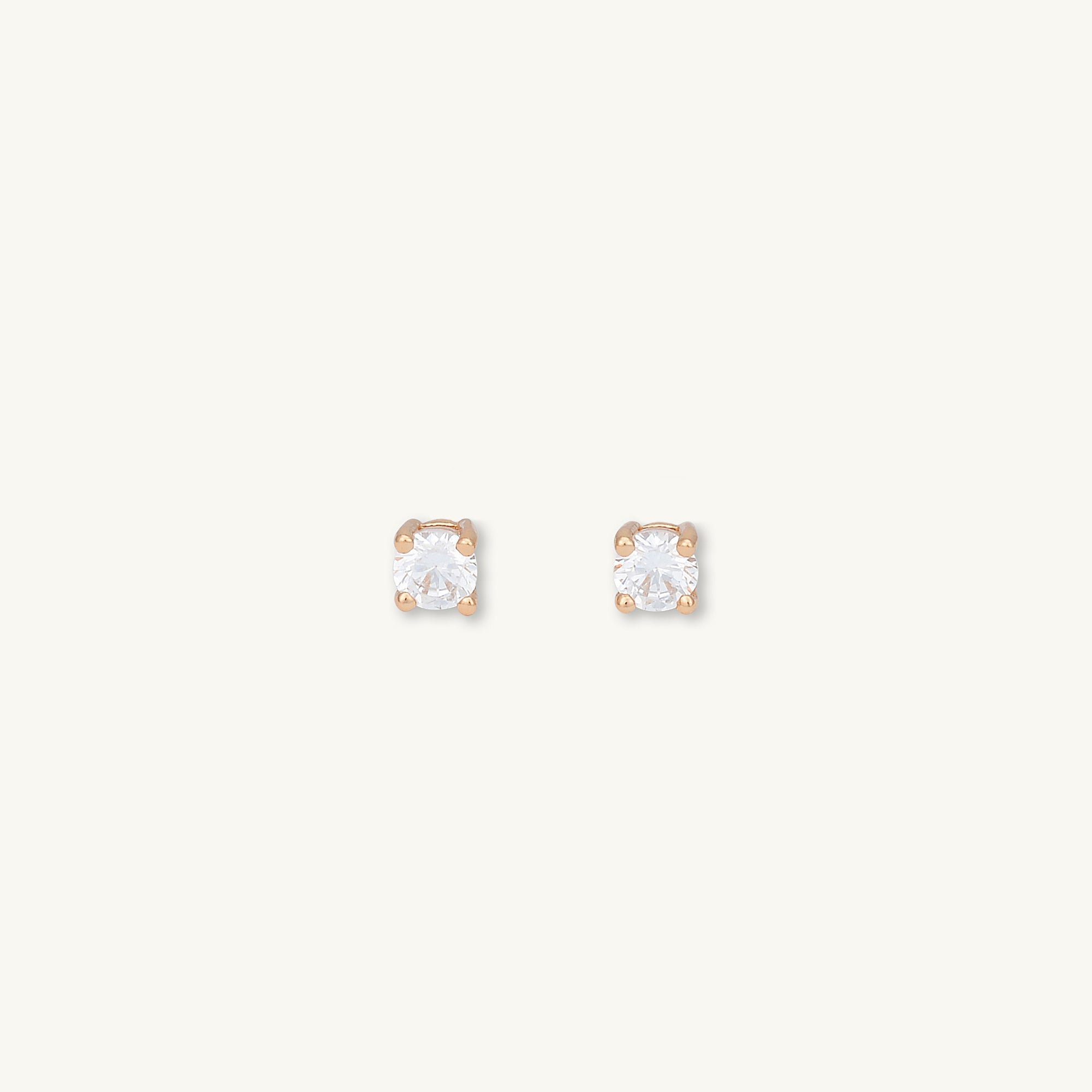 Classic 4 Claw Sapphire Stud Earrings - Camile & Stone