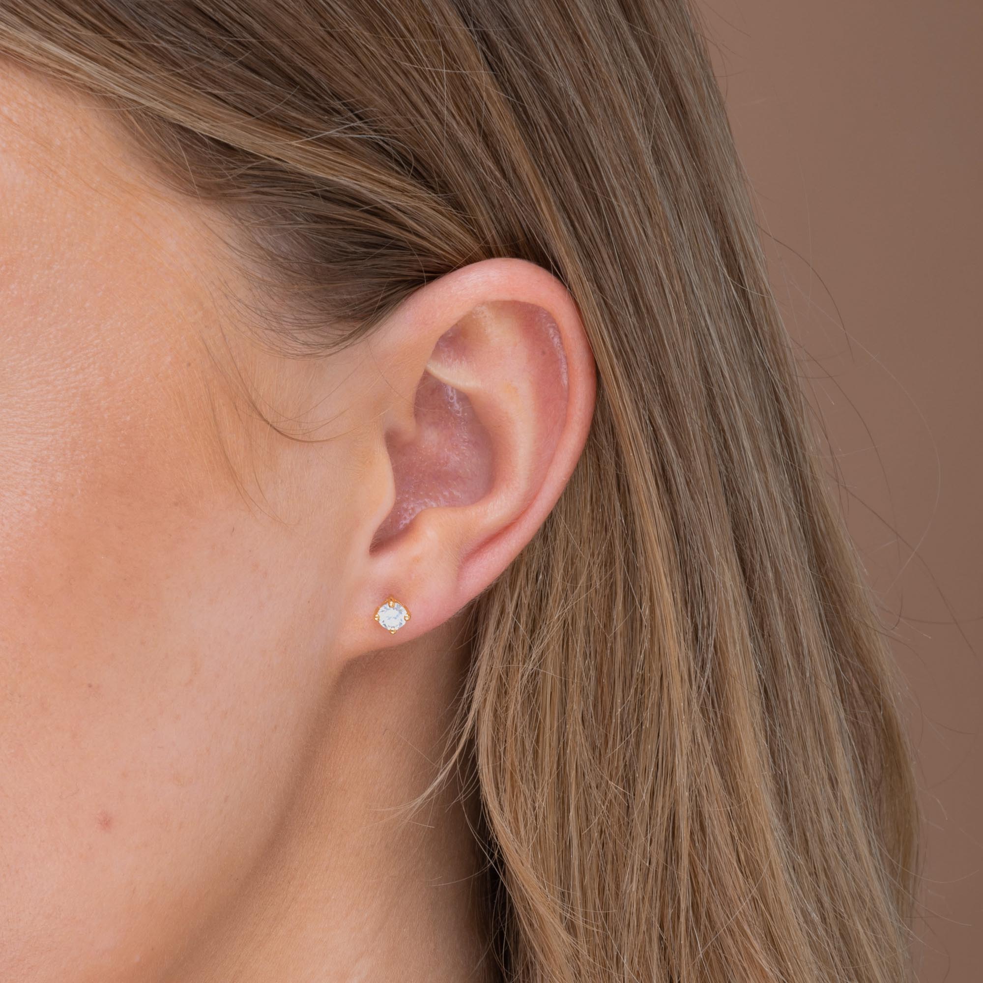 Classic Birthstone Earrings April - Camile & Stone