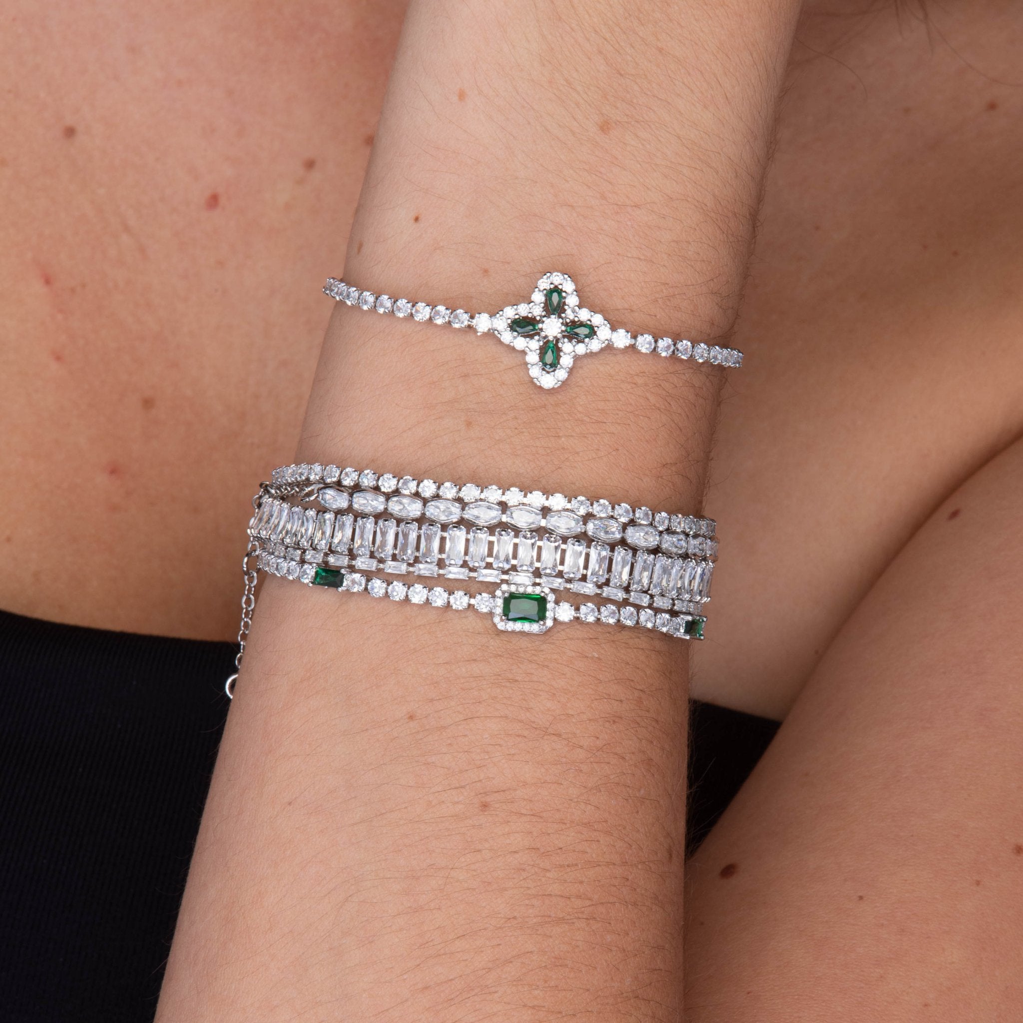 Clover Emerald Tennis Bracelet - Camile & Stone