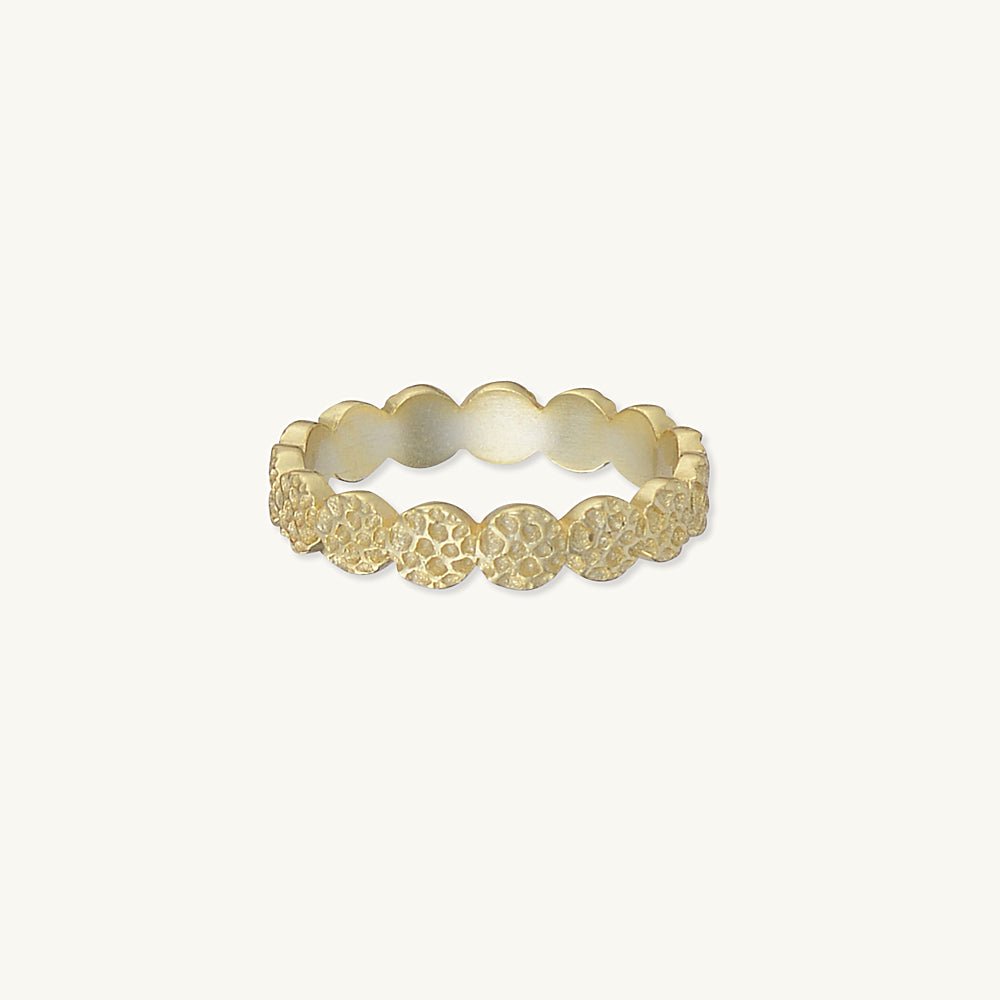 Molten Circular Hammered Ring - Camile & Stone